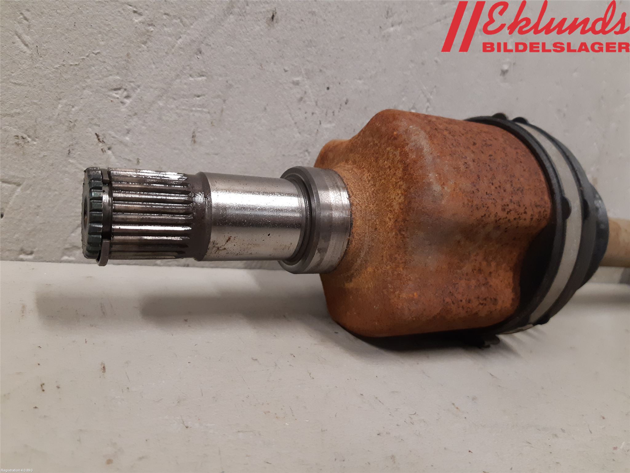 Volvo V60 11-13 Drivaxel Fram Vänster