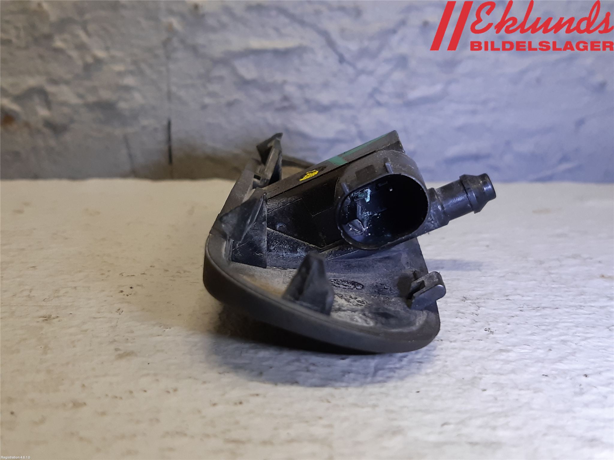 Audi A4 ALLROAD 09-16 Spolarmunstycke Rutor