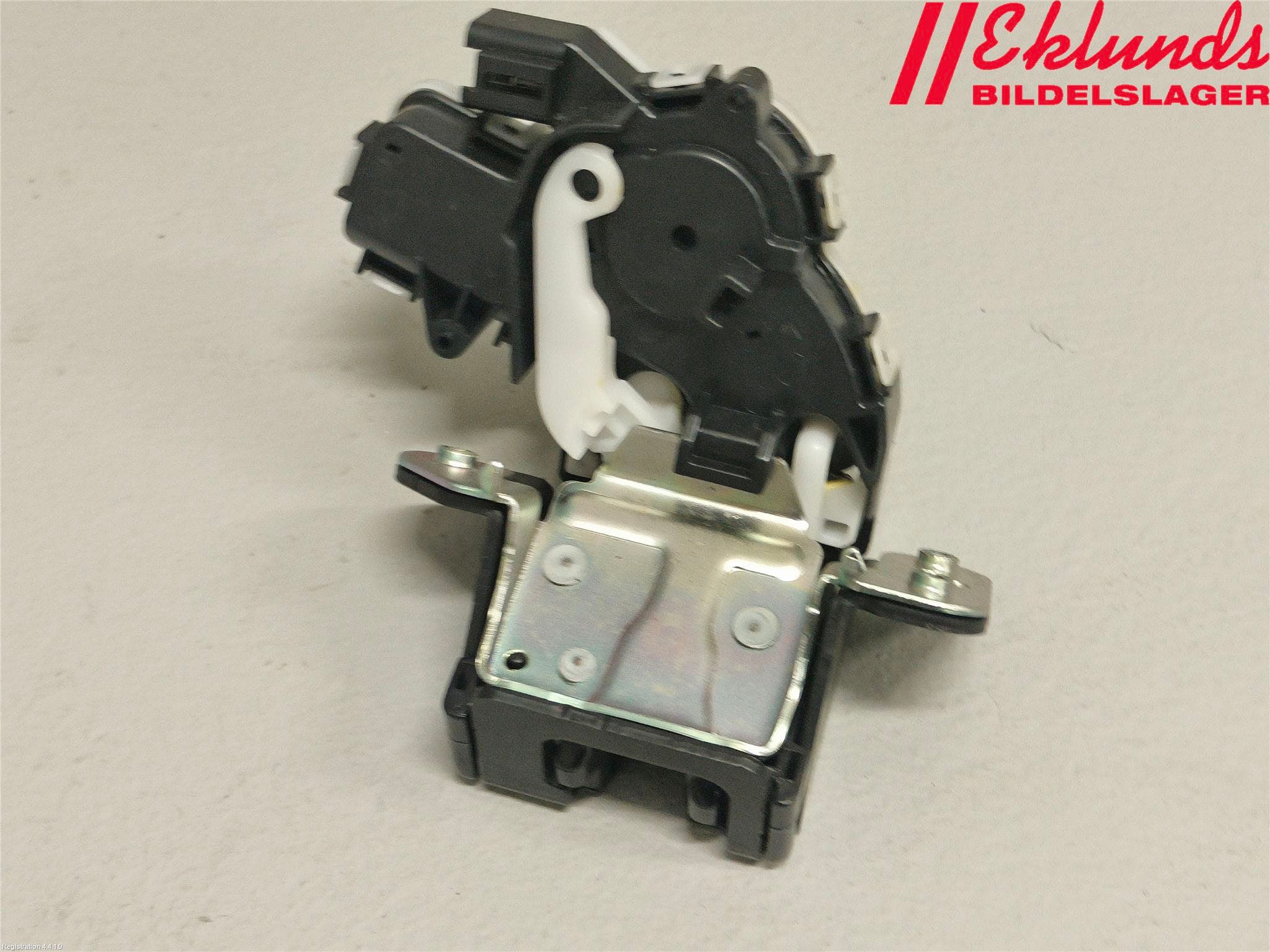 Mazda 3 III 14-19 Låskista Baklucka