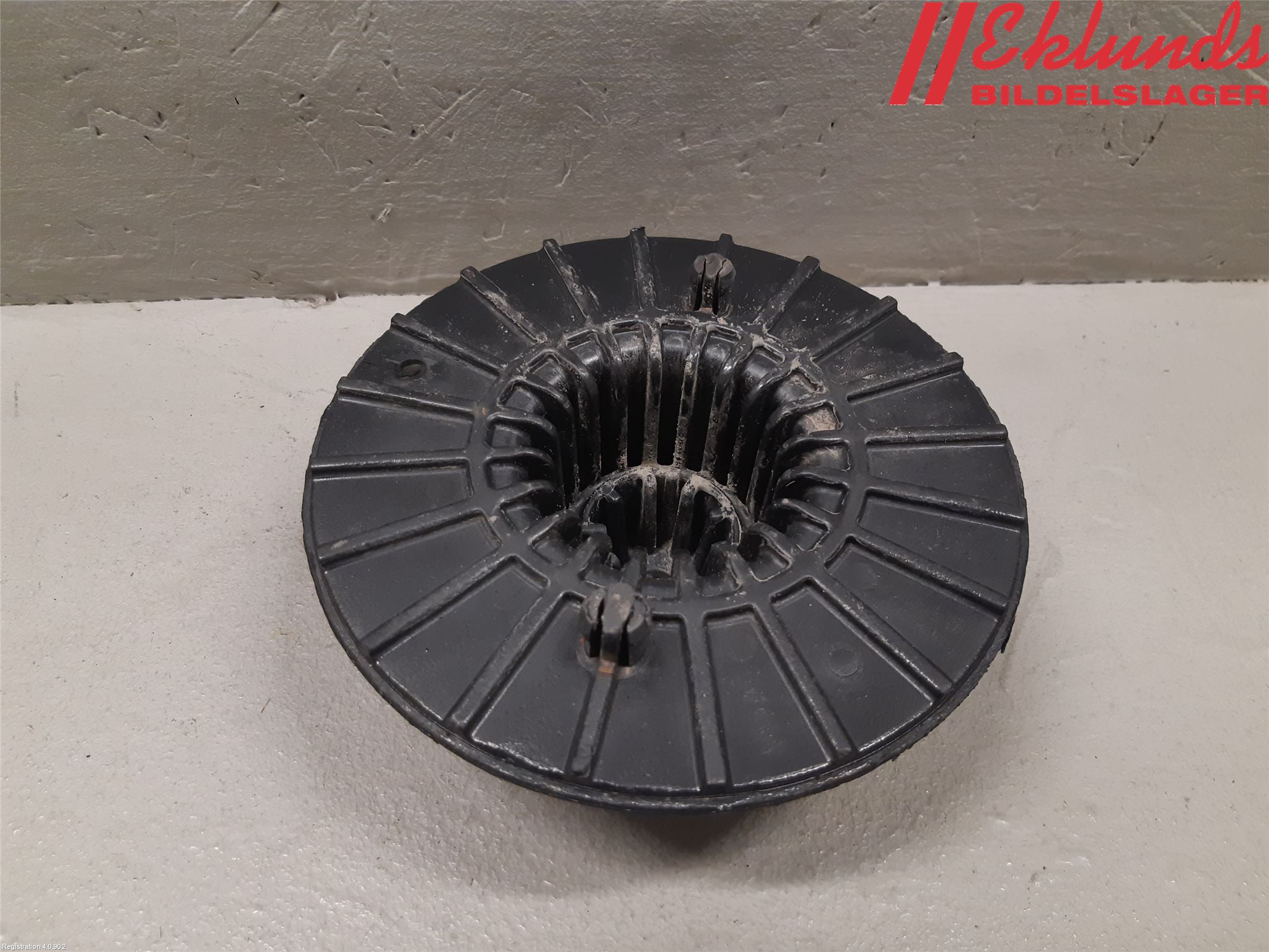 Volkswagen VW CADDY 21- Fjäderskål Bak