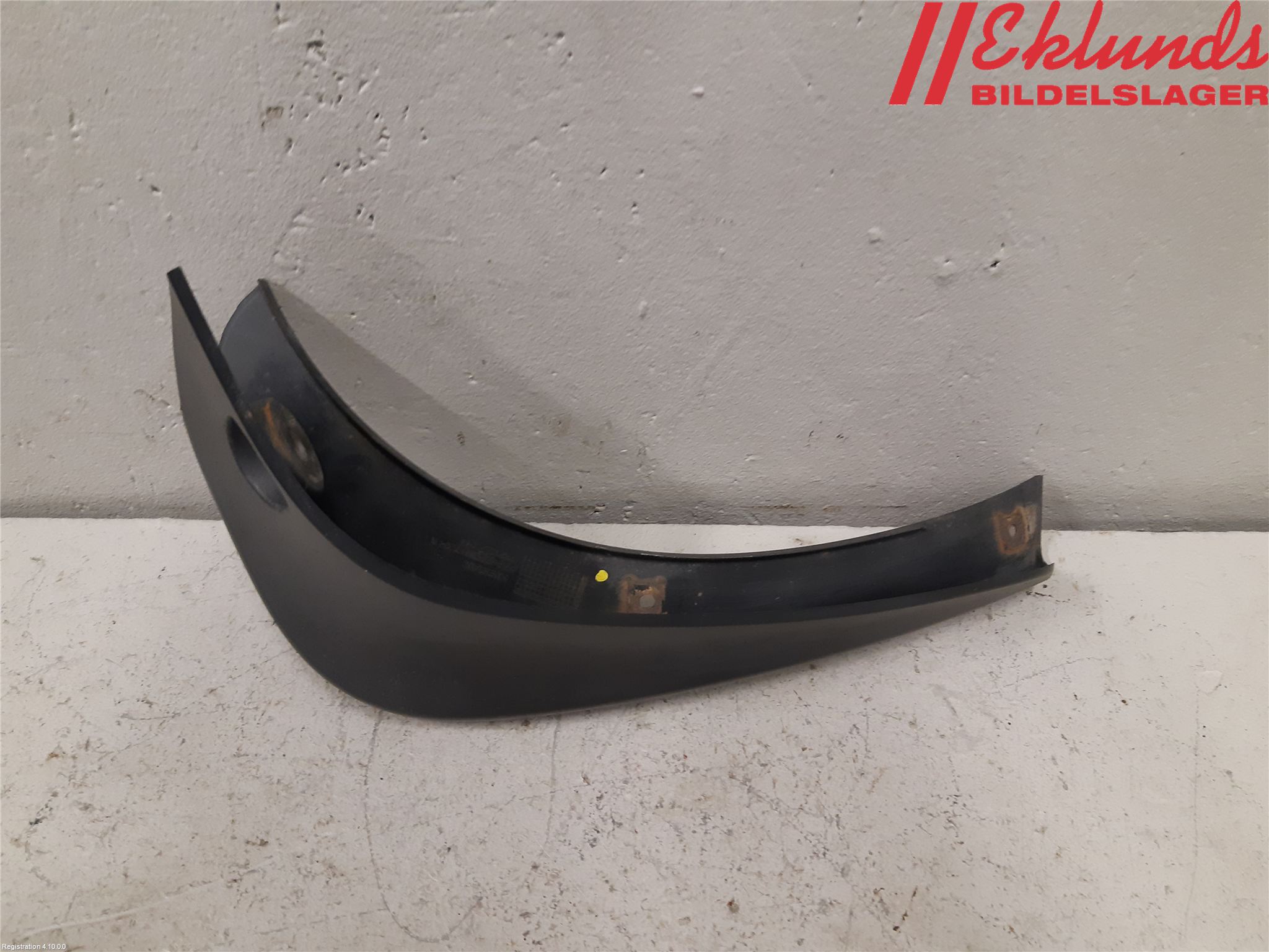 Nissan QASHQAI   07-10 Stänkskydd