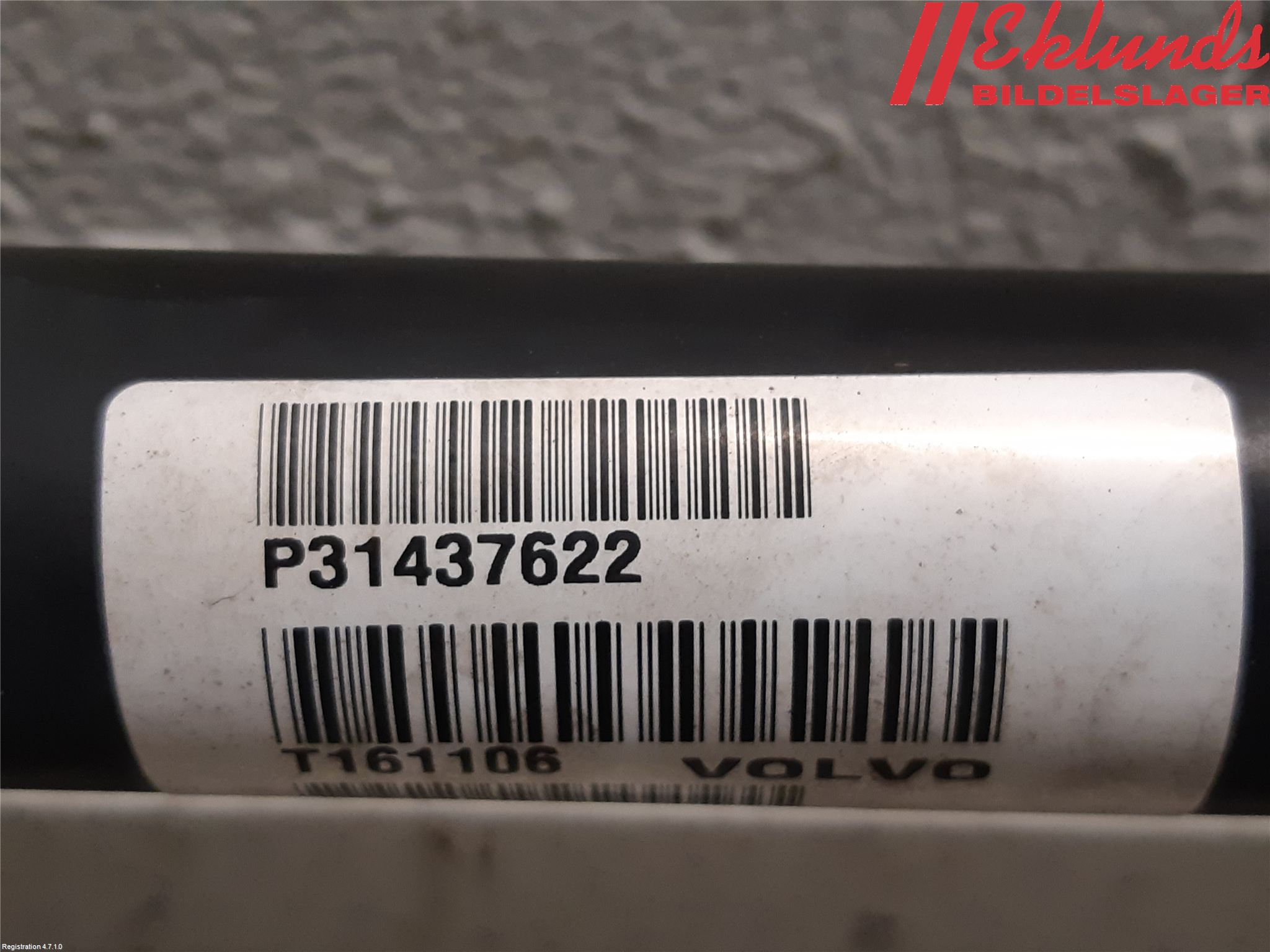 Volvo XC90/RECHARGE 16- Drivaxel Fram Höger