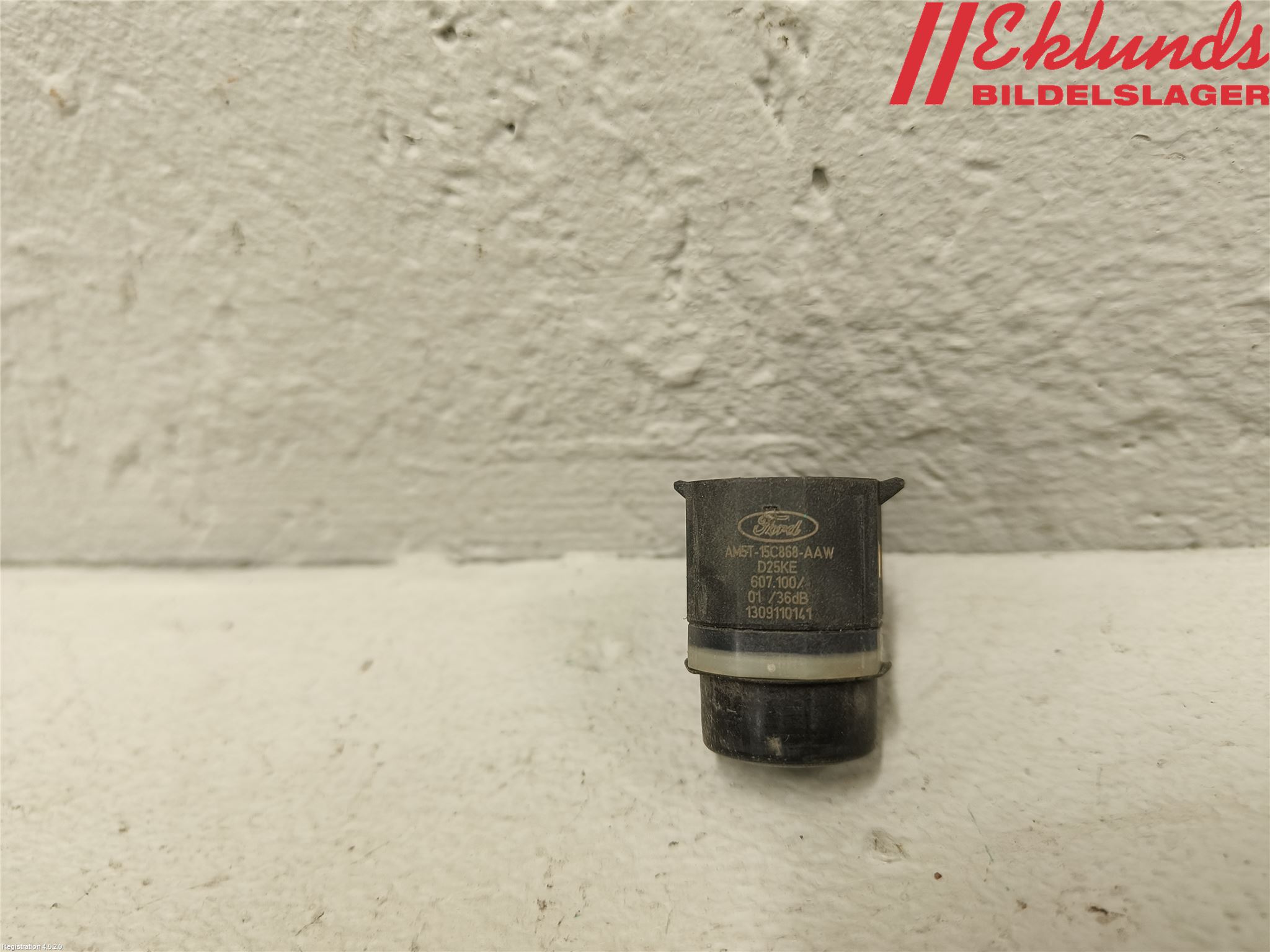 Ford GRAND C-MAX  11-14 Parkeringshjälp Frontsensor