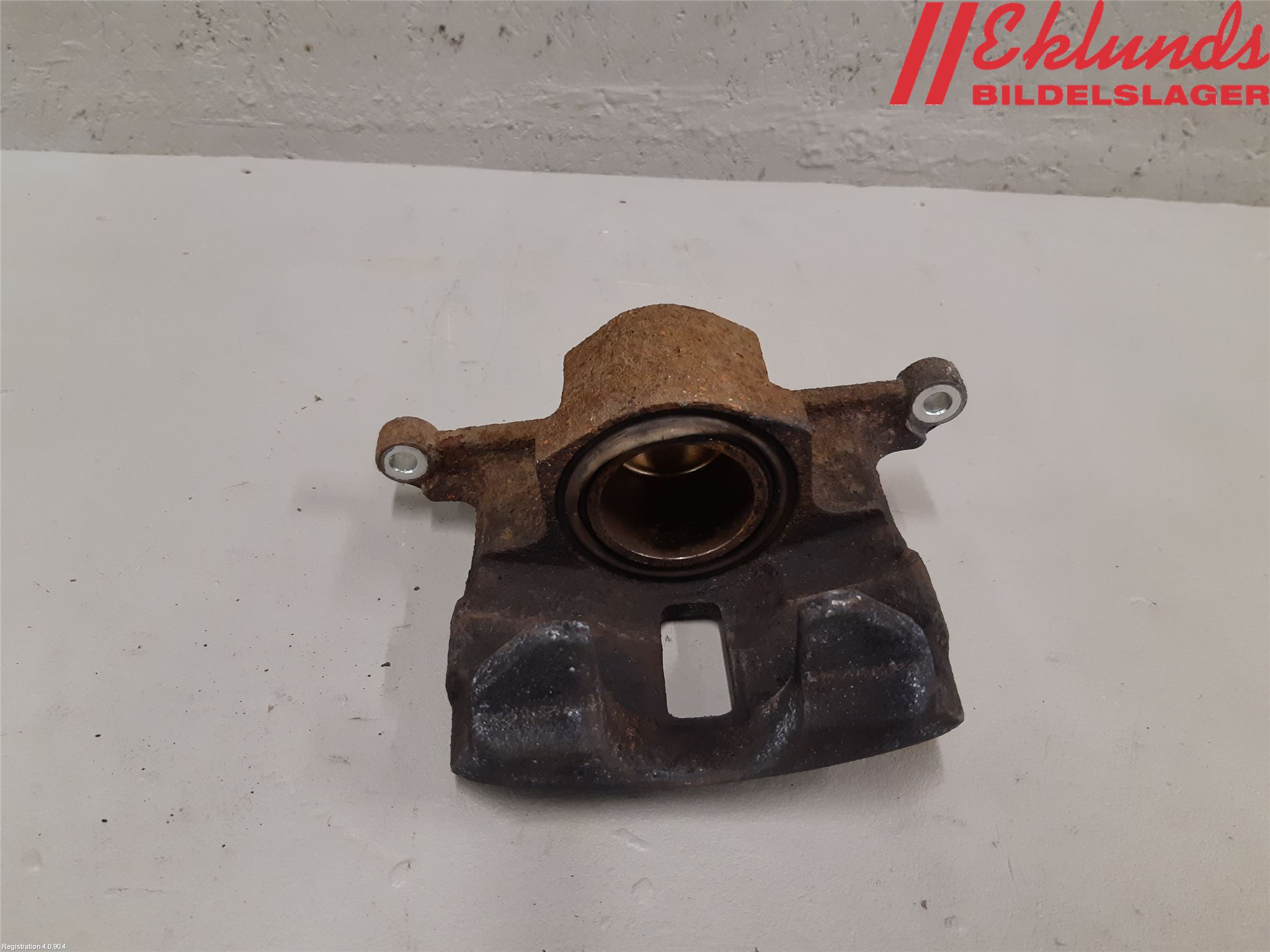 Suzuki VITARA 15- Bromsok Fram Höger