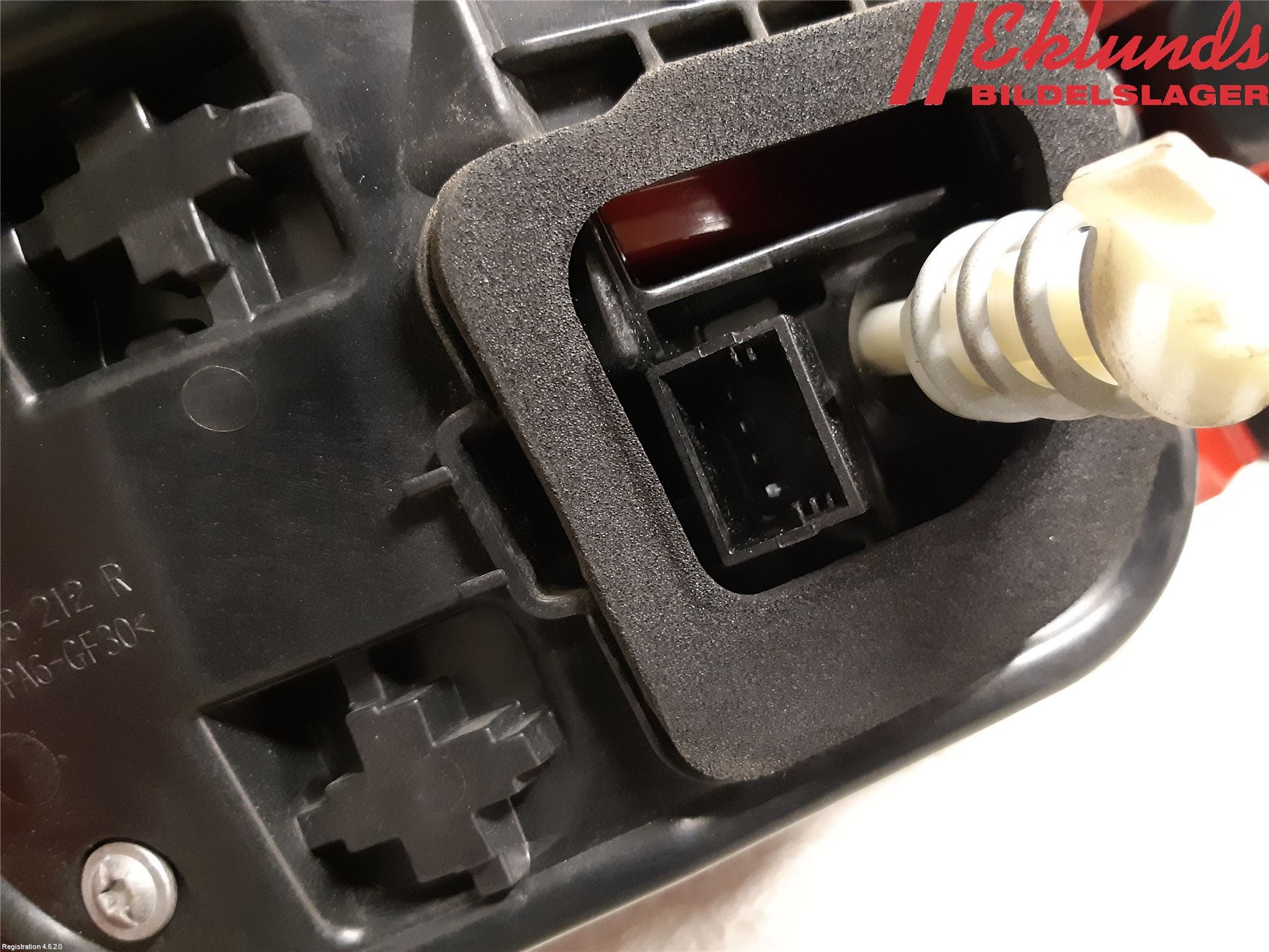 Volkswagen VW PASSAT 11-14 Bakljus Höger