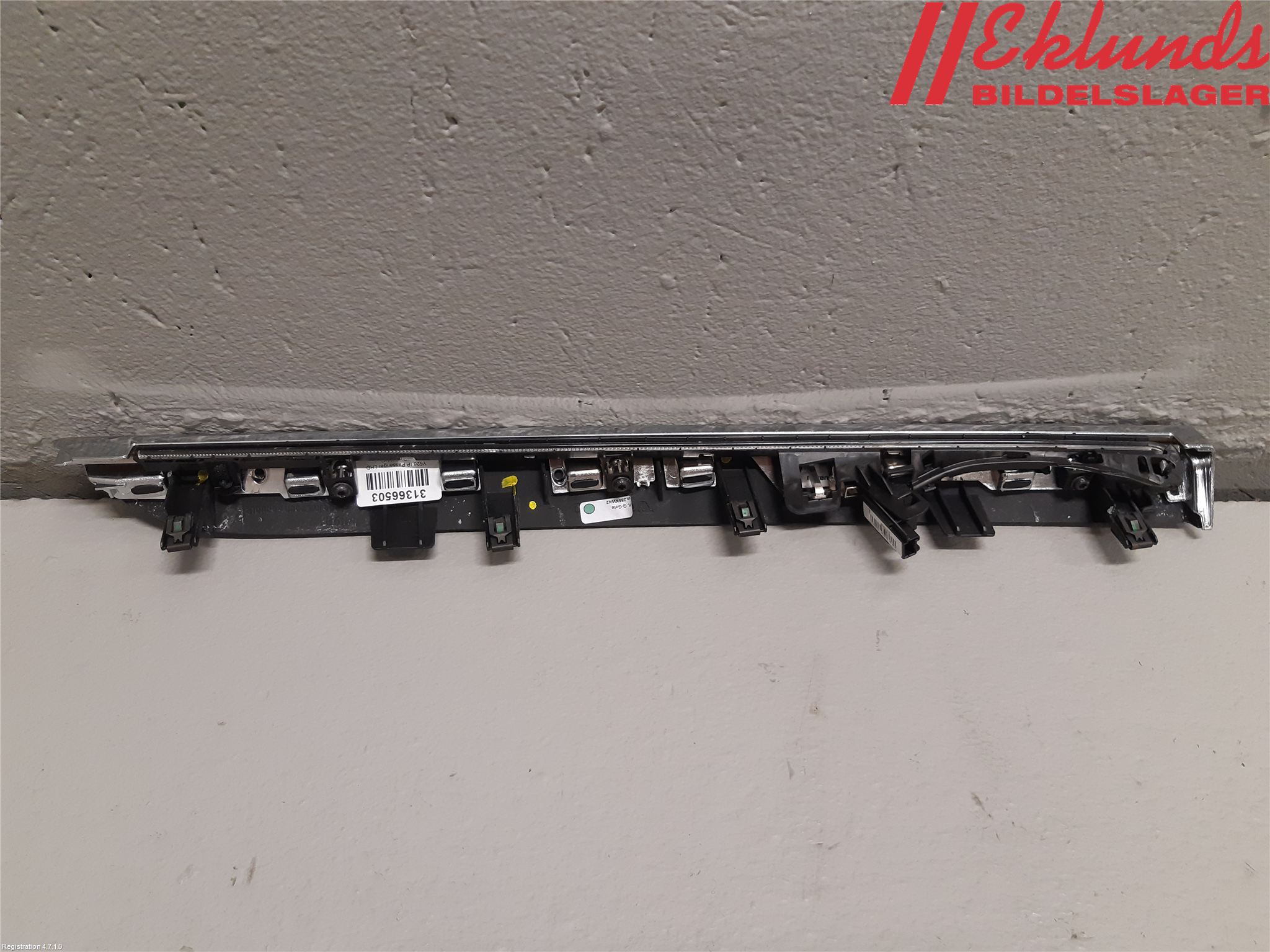 Volvo XC90/RECHARGE 16- Instrumentbräda Inlägg-Dekorlist