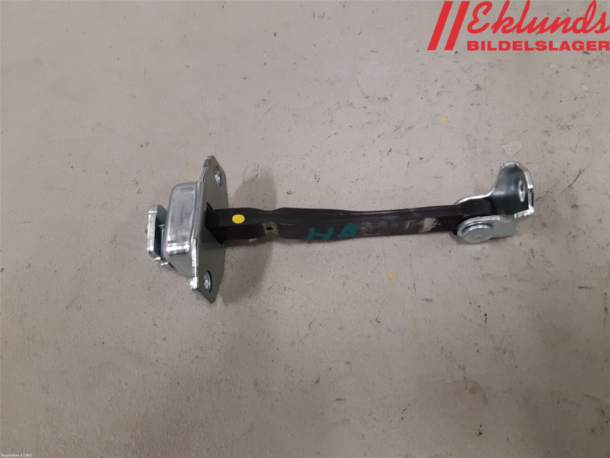 Toyota YARIS CROSS XP21 21- Dörrstopp