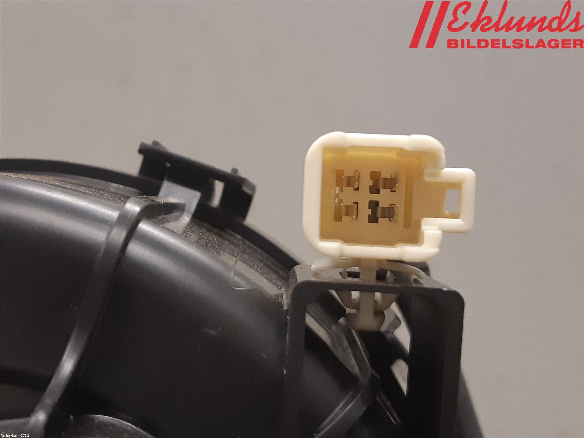 Toyota YARIS XP130 15-20 Kylfläkt El