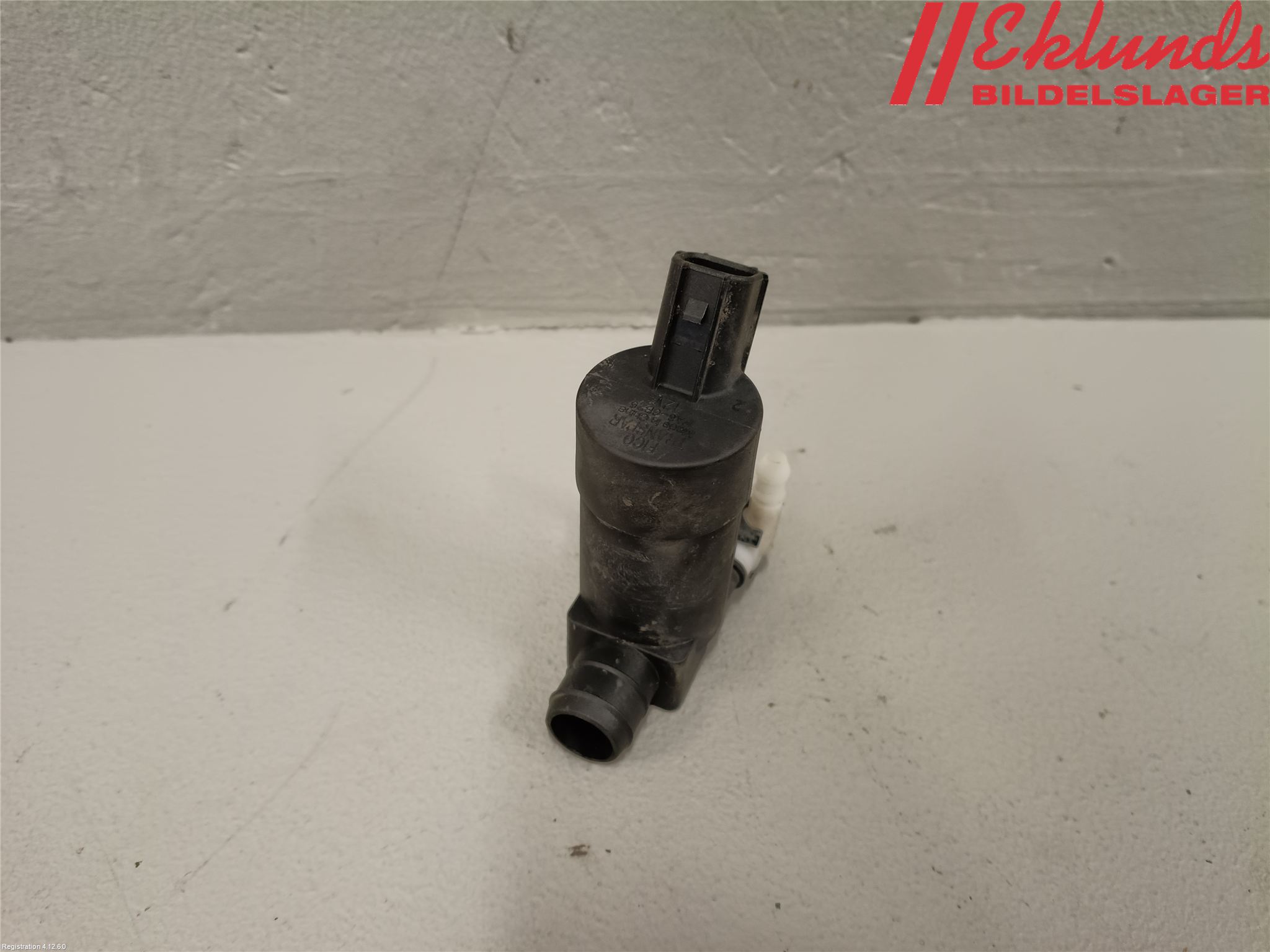 Volvo XC70 08-13 Spolarpump Vindruta