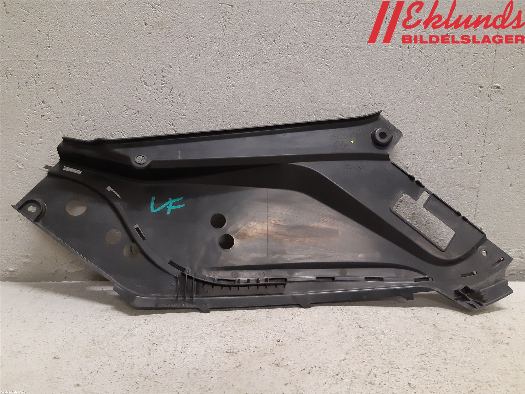 Volvo XC90/RECHARGE 16- Täckplast Front