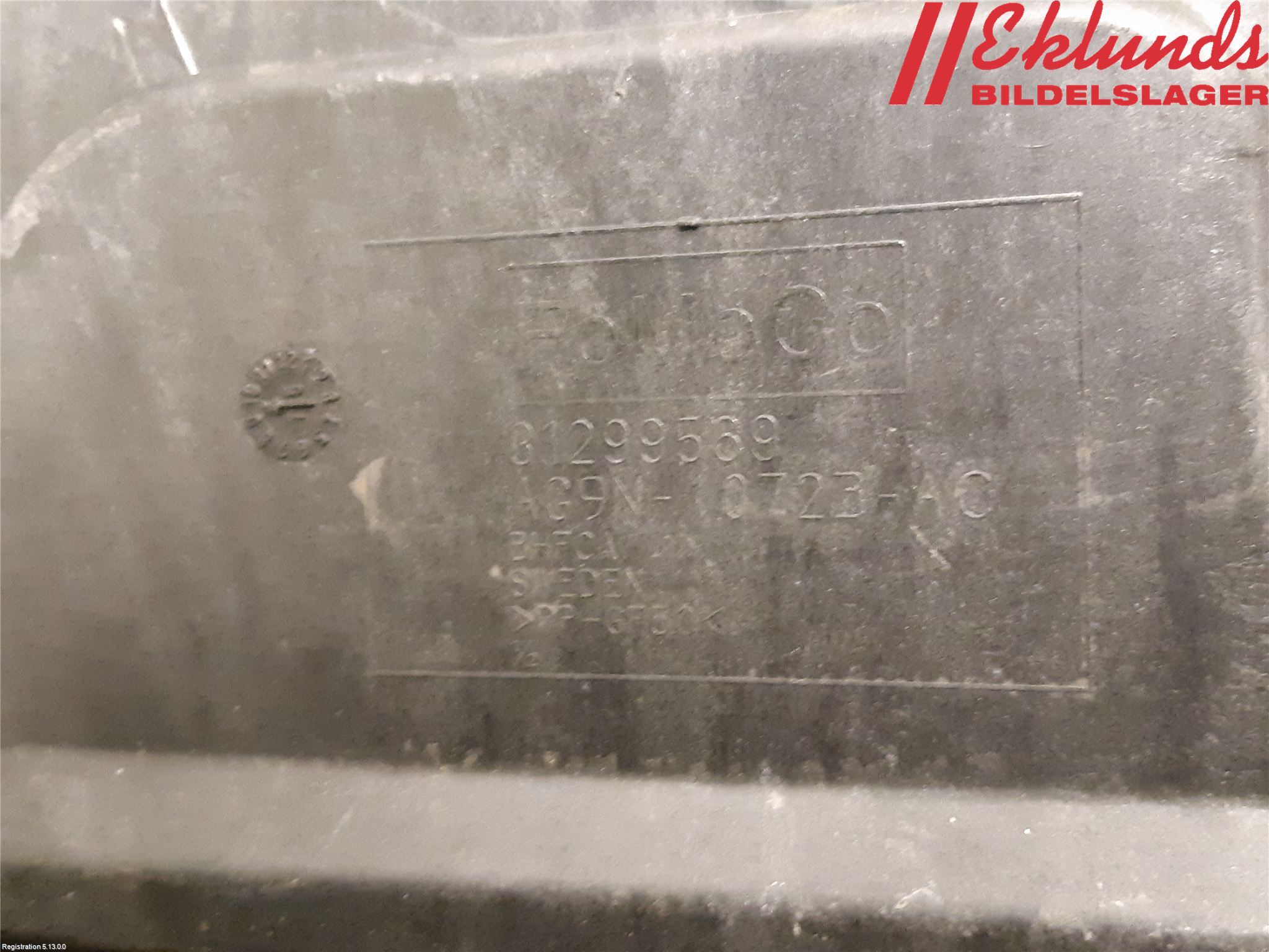 Volvo V70 14-16 Batterilåda-Fäste-Hållare