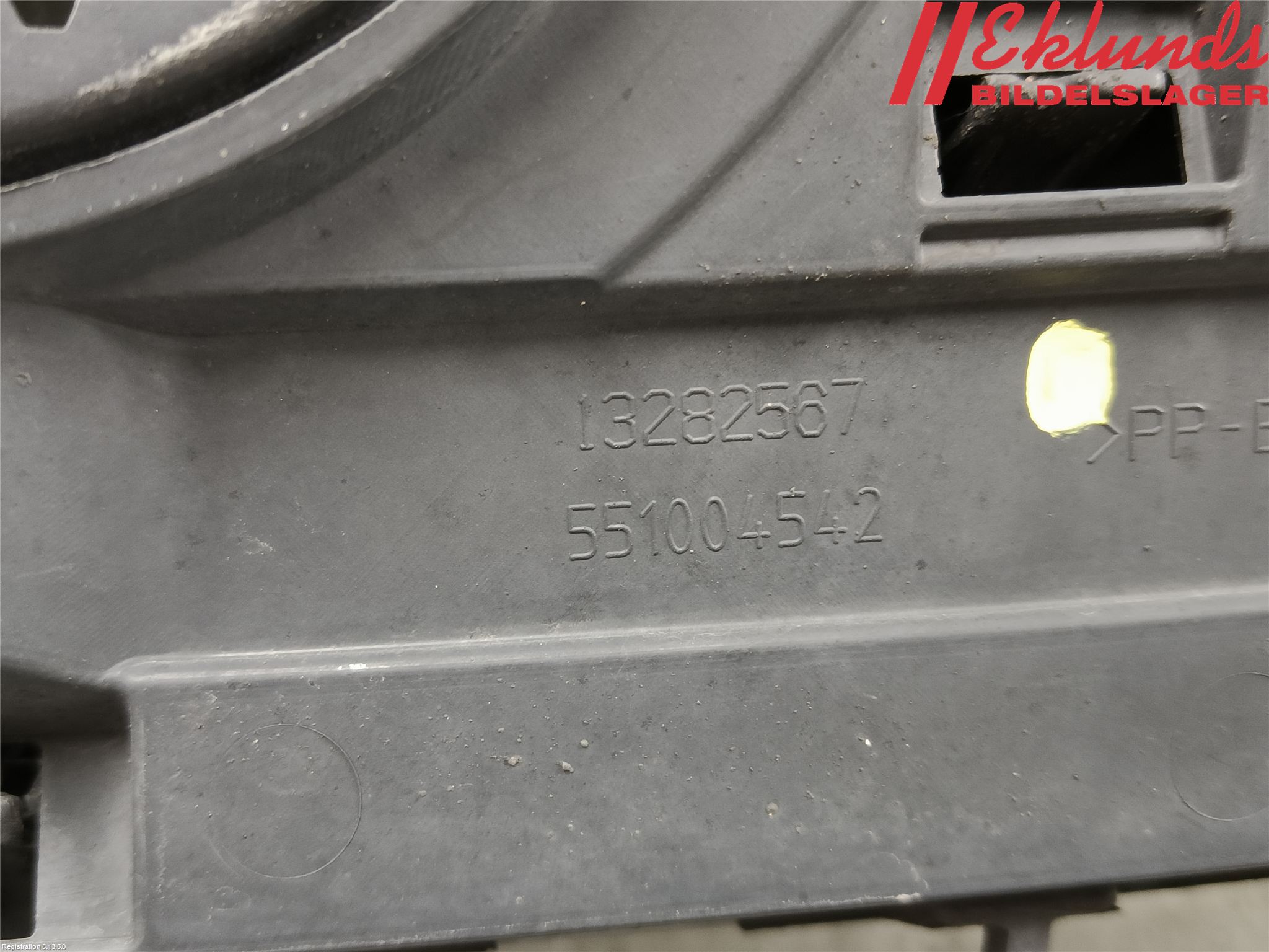 Opel INSIGNIA 09-16 Grill Komp