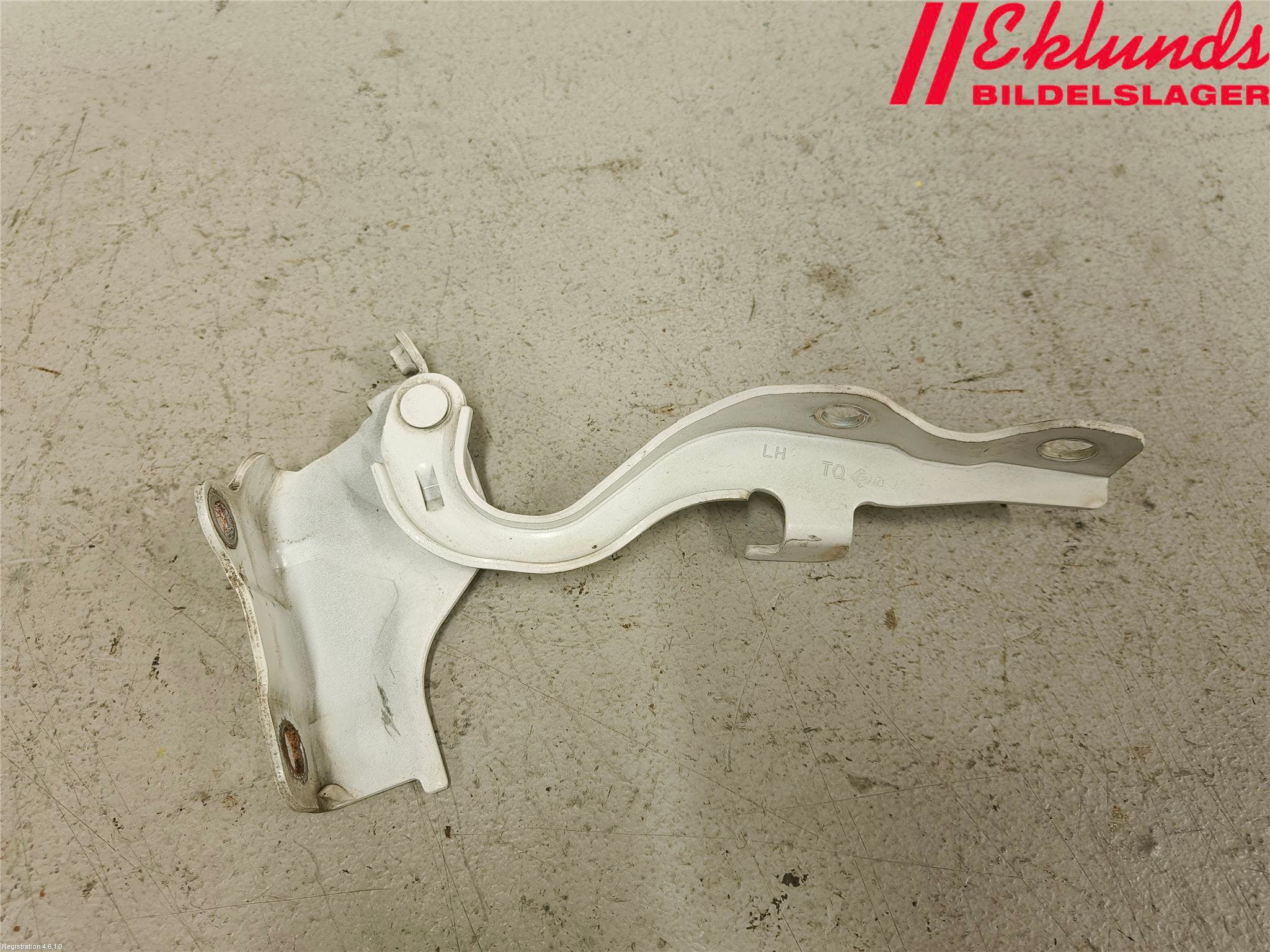 Hyundai H-1/STAREX 08-21 Huvgångjärn