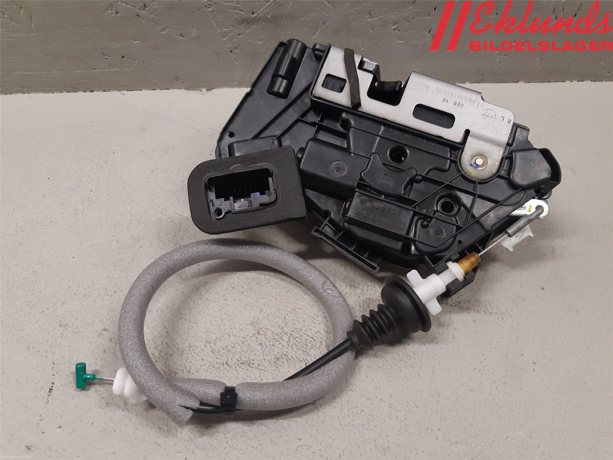 Skoda SUPERB 16-24 Låskista-Dörrlås