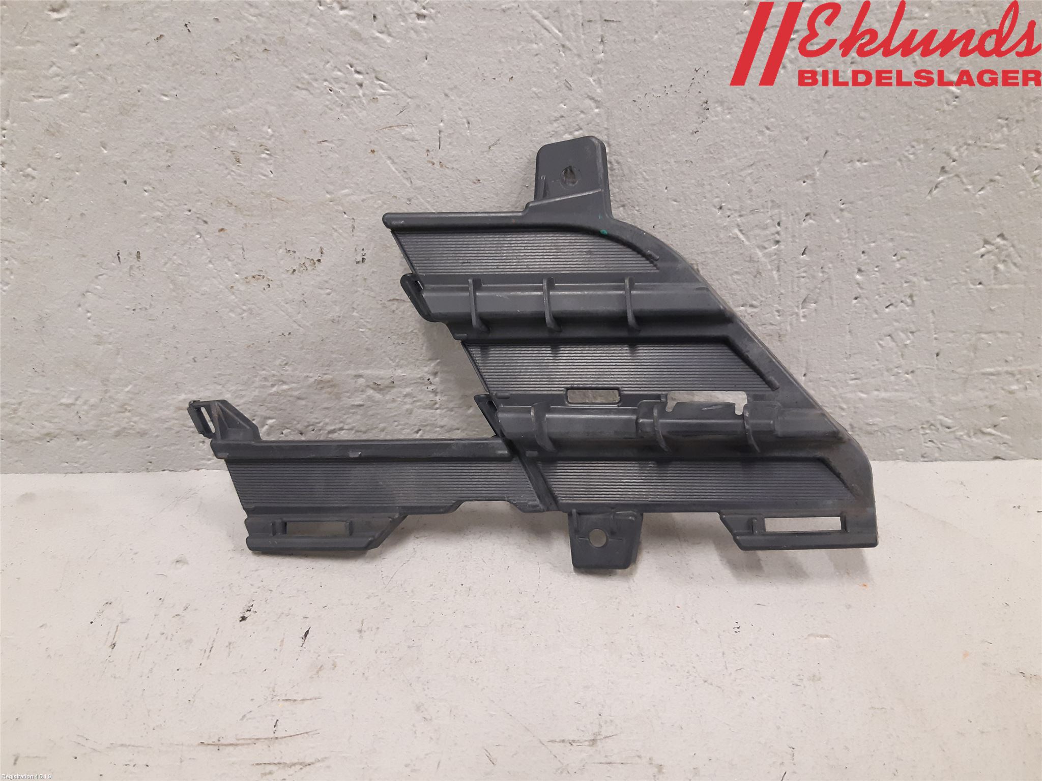 Toyota VERSO 09-18 Stöt Utfyllnad-List-Grill