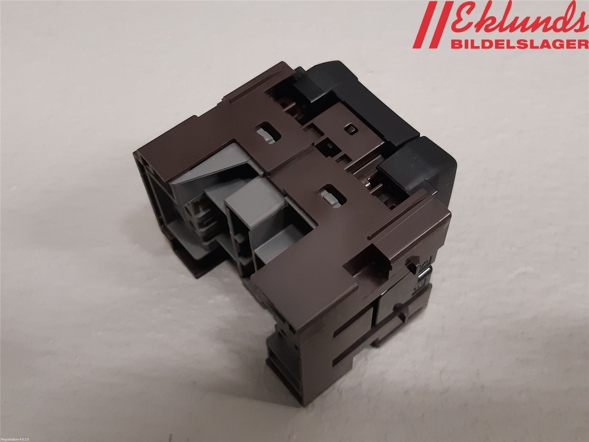 Toyota RAV4 19- Strömställare Spegel