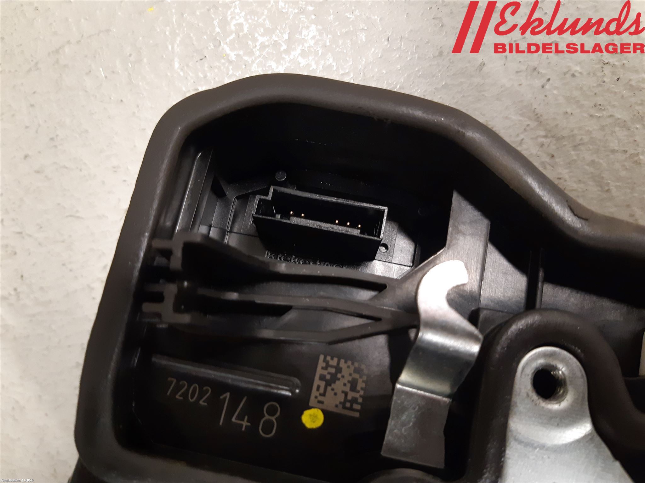 BMW X1 E84 10-15 Låskista-Dörrlås