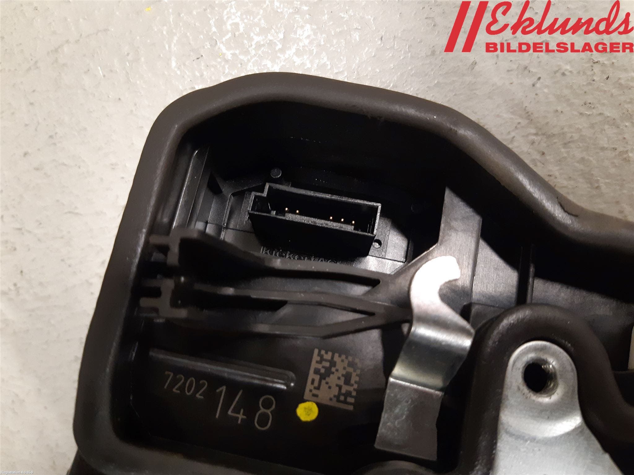 BMW X1 E84 10-15 Låskista-Dörrlås