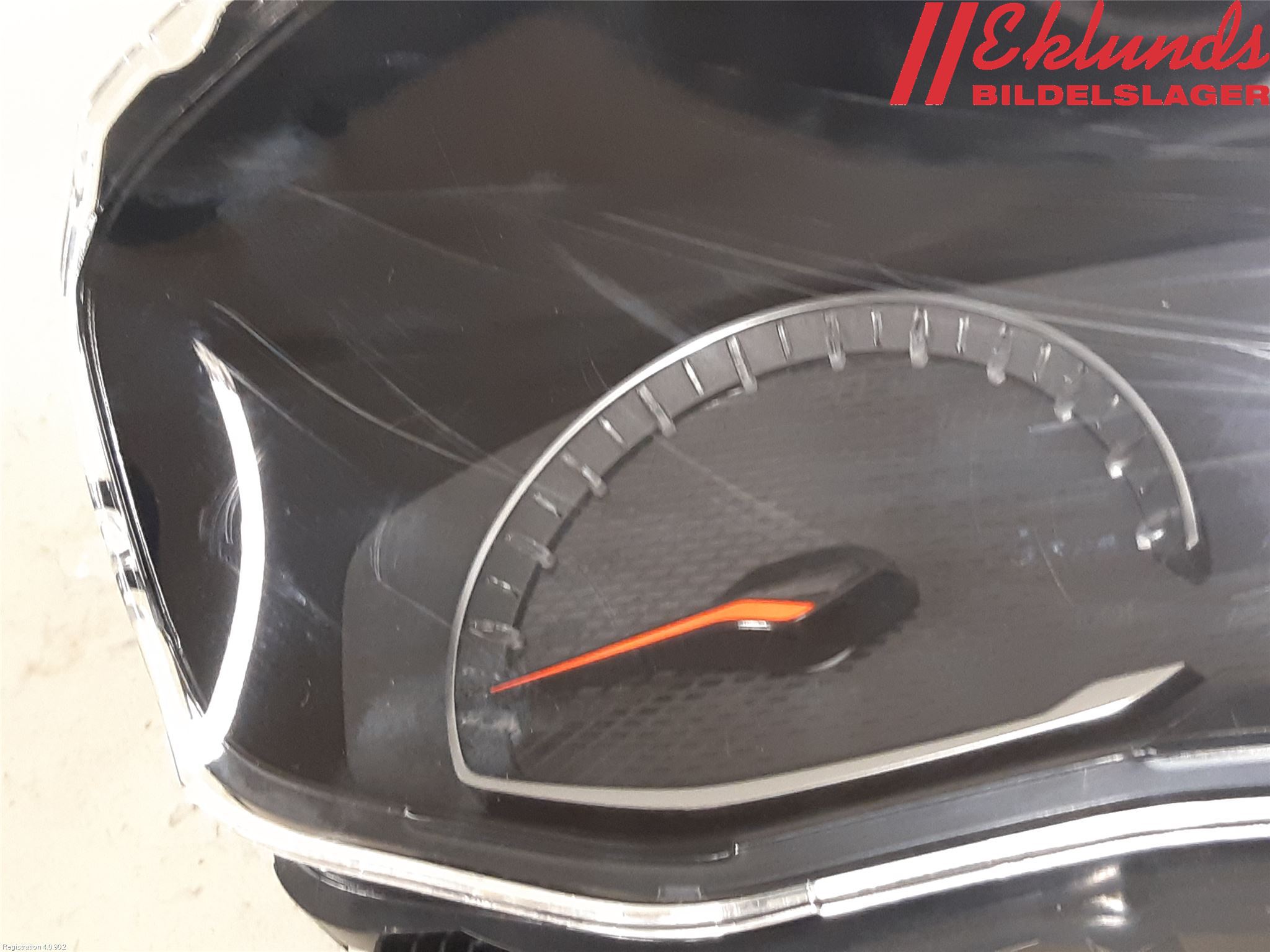 Peugeot 2008/E-2008 20- Instrument Komb