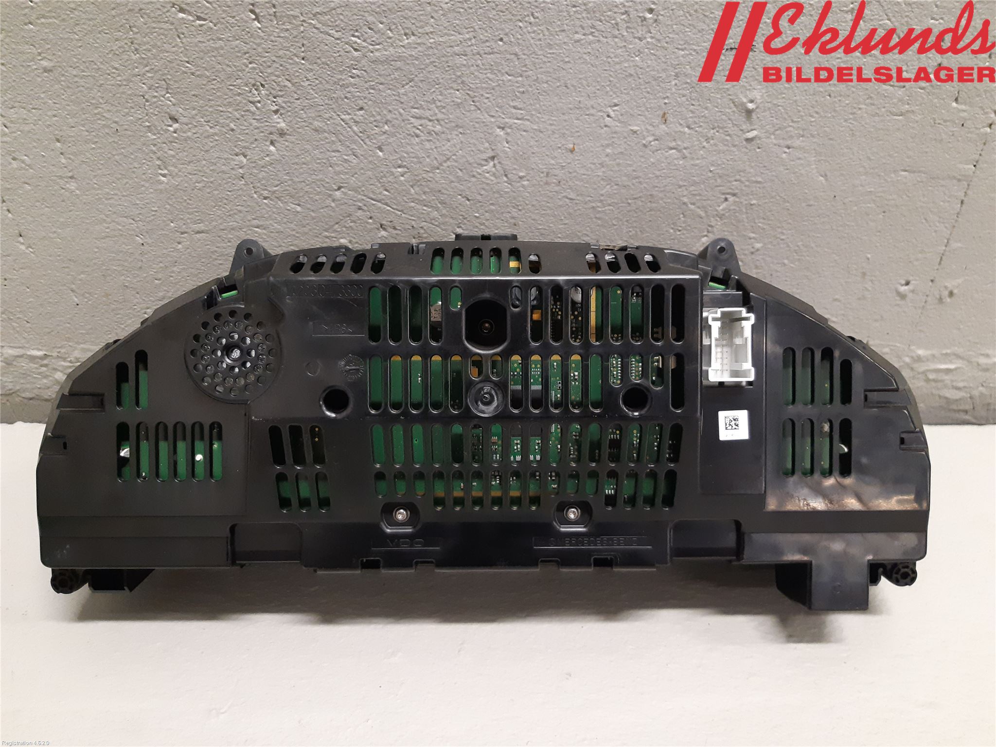 Mercedes-Benz MB E-KLASS (W212) 09-16 Instrument Komb