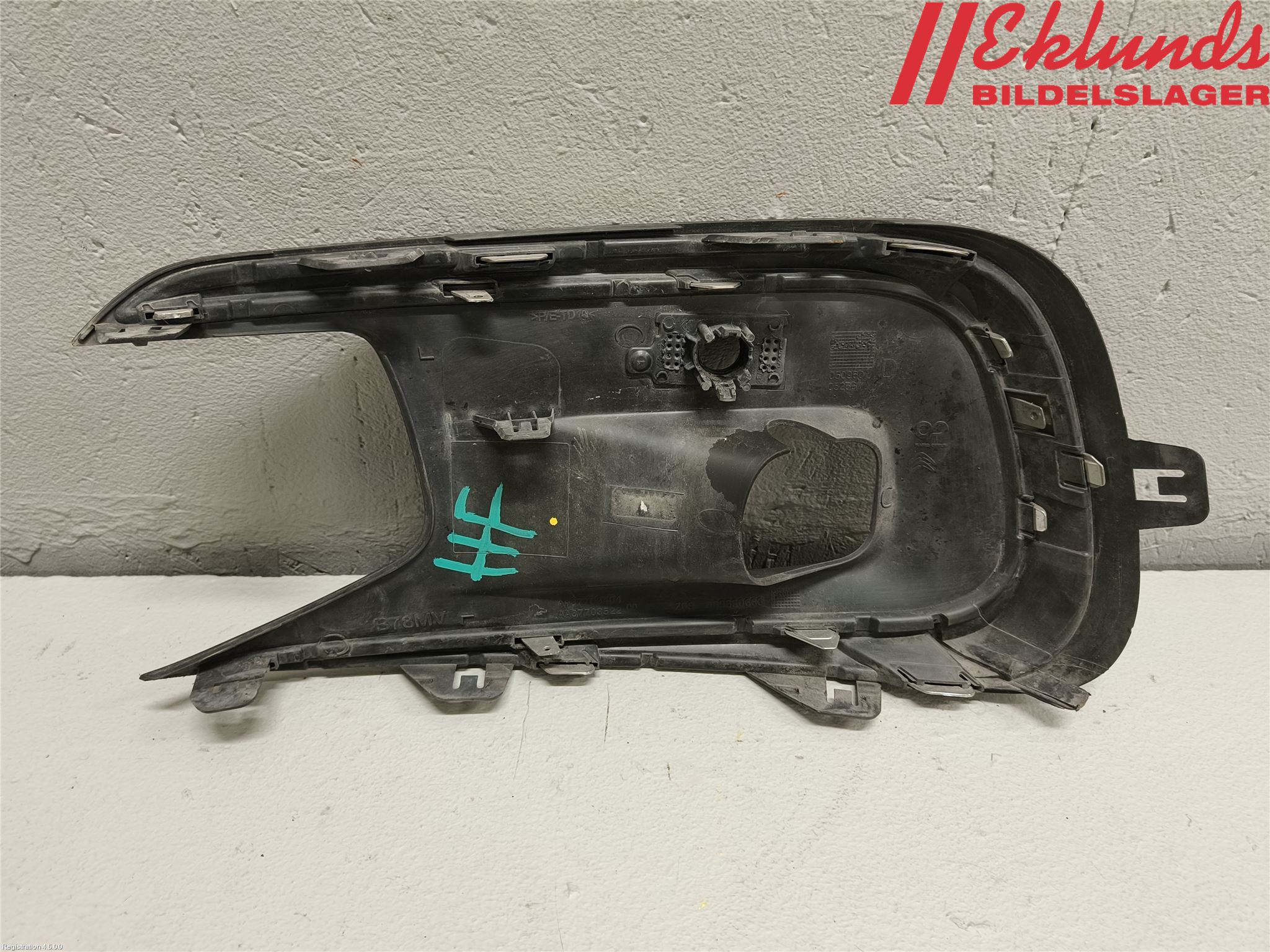 Citroen C4 GRAND SPACETOURER 19-22 Dimljussarg Fram