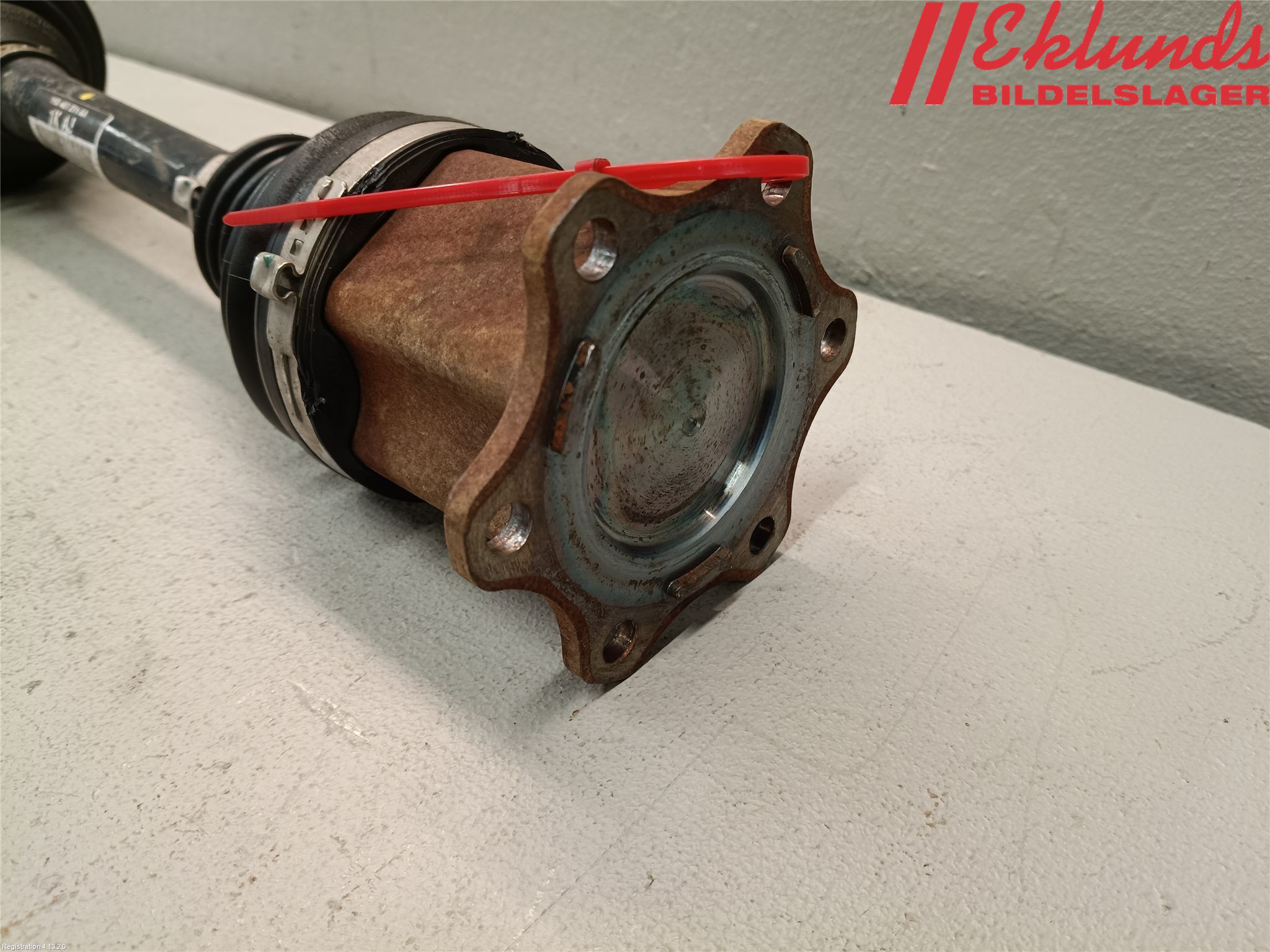 Skoda SUPERB 09-15 Drivaxel Fram Vänster