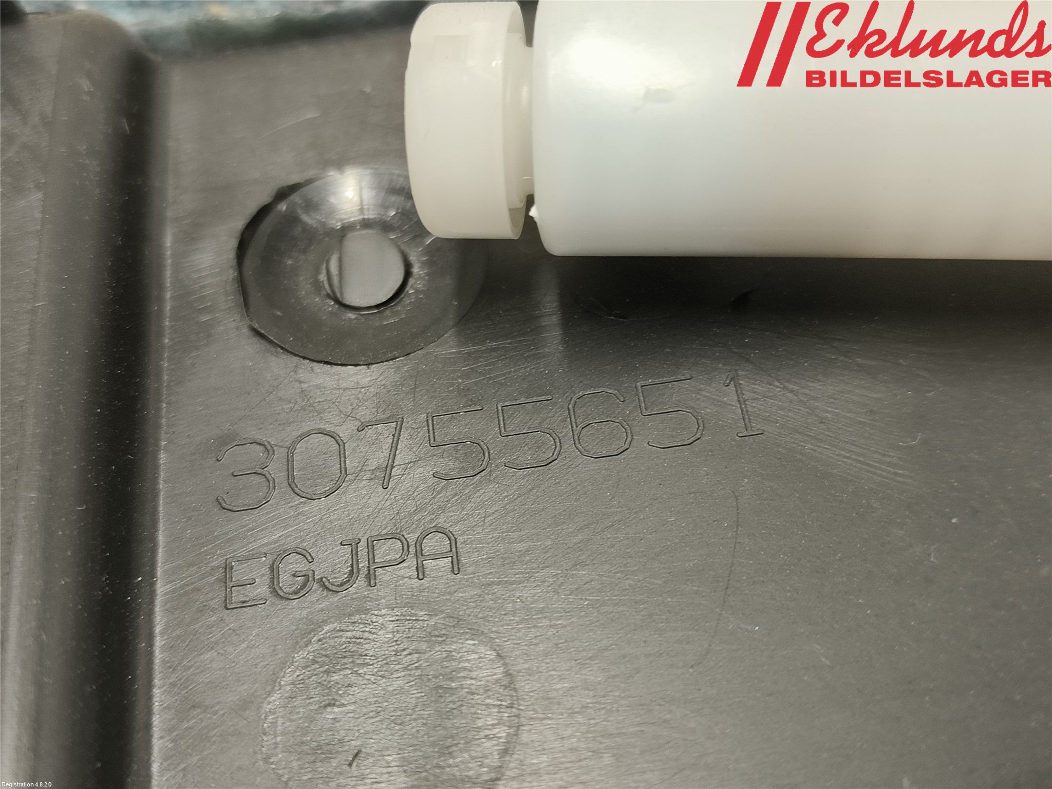 Volvo V60 14-18 Handskfack Insats