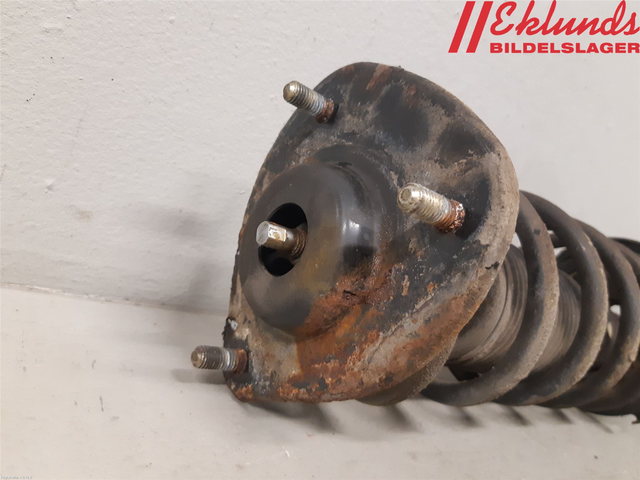 Mitsubishi COLT 09-13 Fjäderben Fram Höger