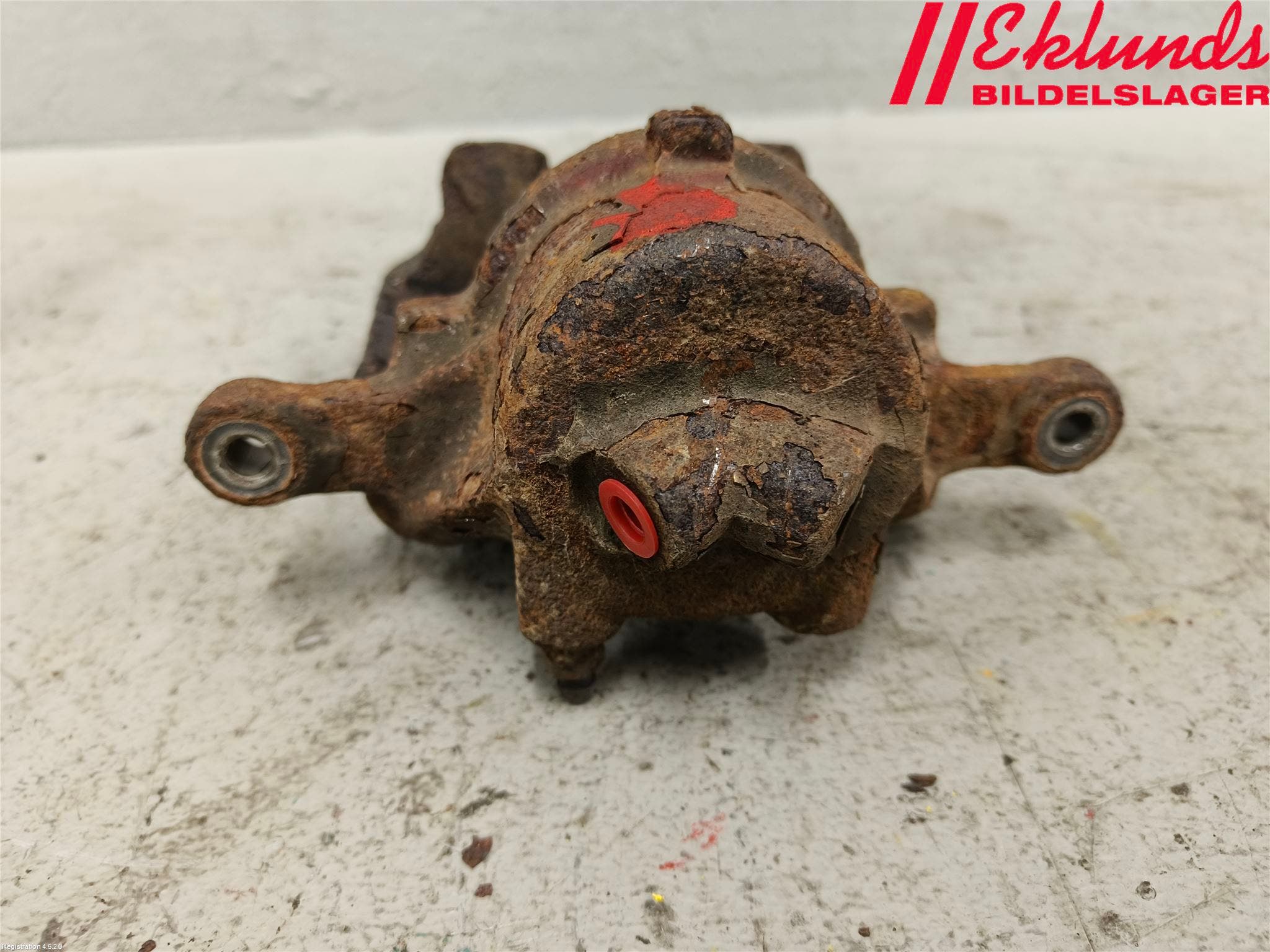 Volvo 940 91-98 Bromsok Fram Vänster