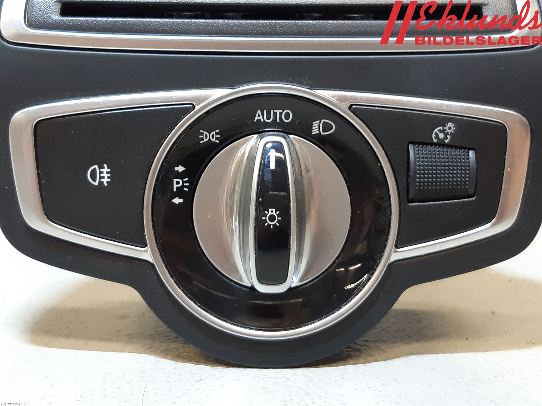 Mercedes-Benz MB C-KLASS (W205) 14-21 Strömställare Ljus