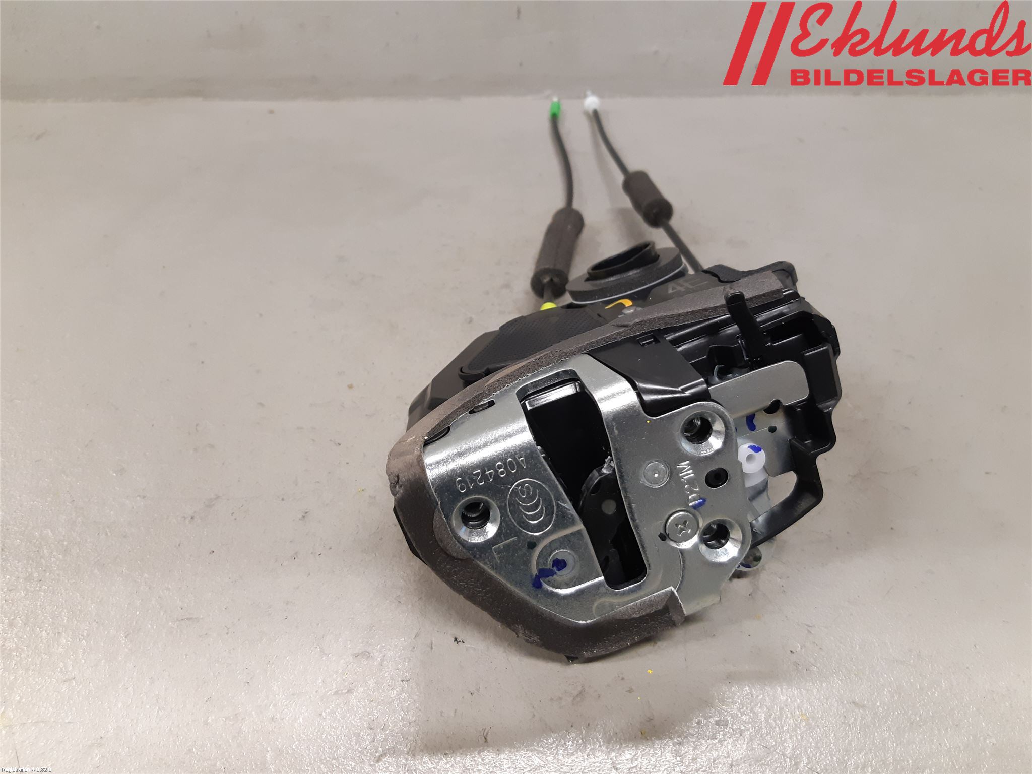 Toyota COROLLA 19- Låskista-Dörrlås