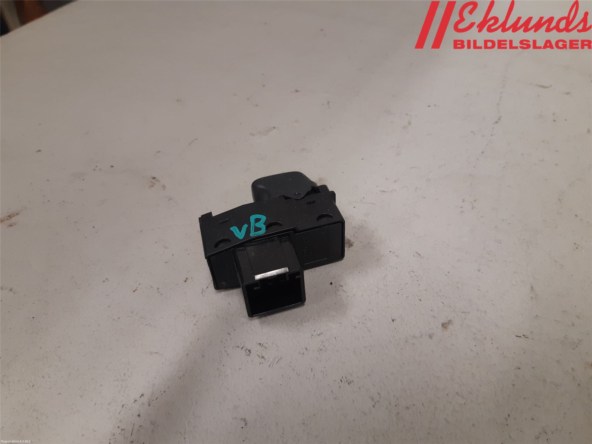 Volvo V70 05-08 Strömställare Elhiss