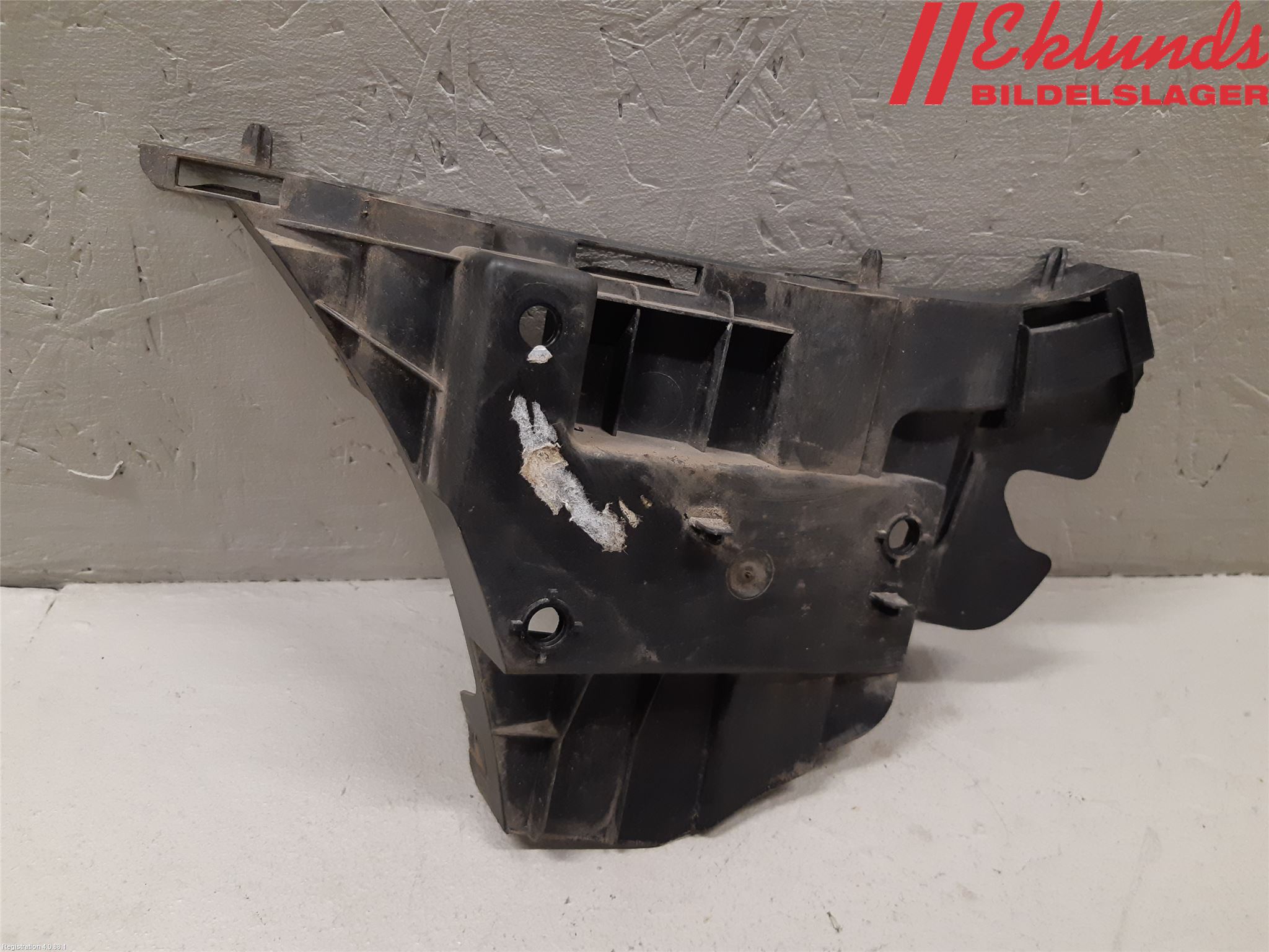 Volvo S80 07-13 Stötfångarfäste Fram Vä