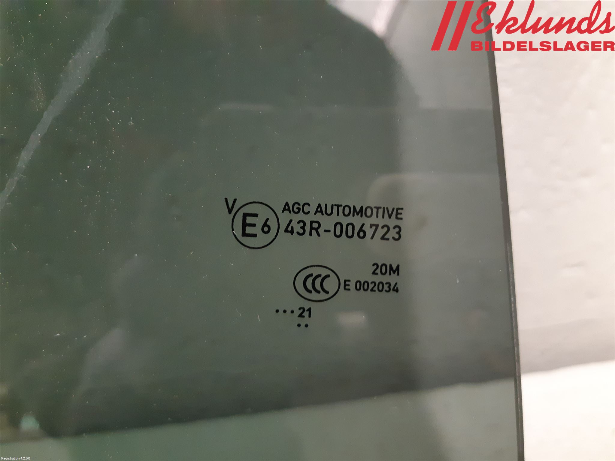 Peugeot 2008/E-2008 20- Dörruta Bak Höger