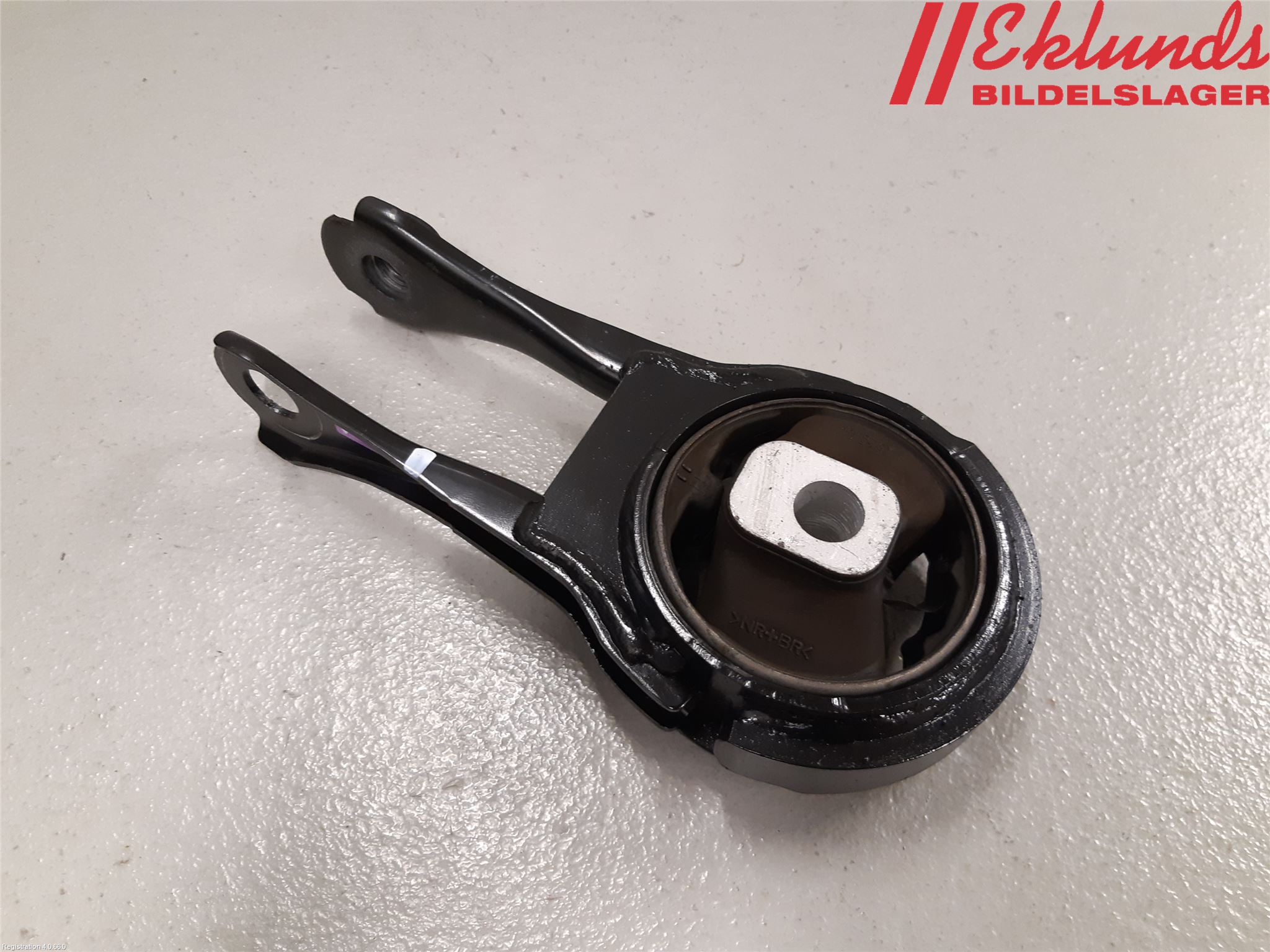 Toyota COROLLA 19- Motorfäste