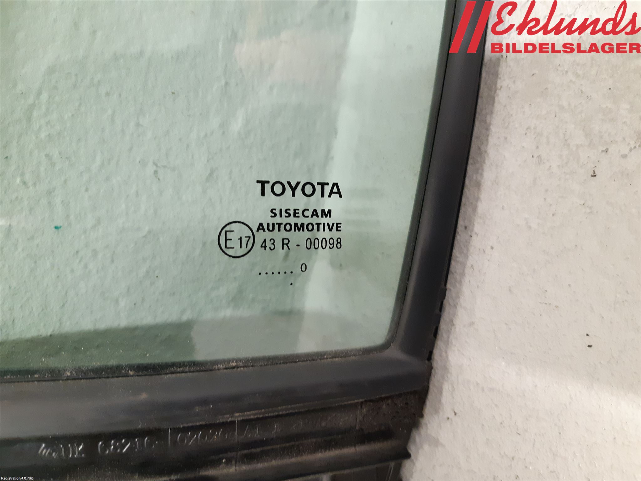 Toyota COROLLA 19- Dörruta Fram Lilla Vä