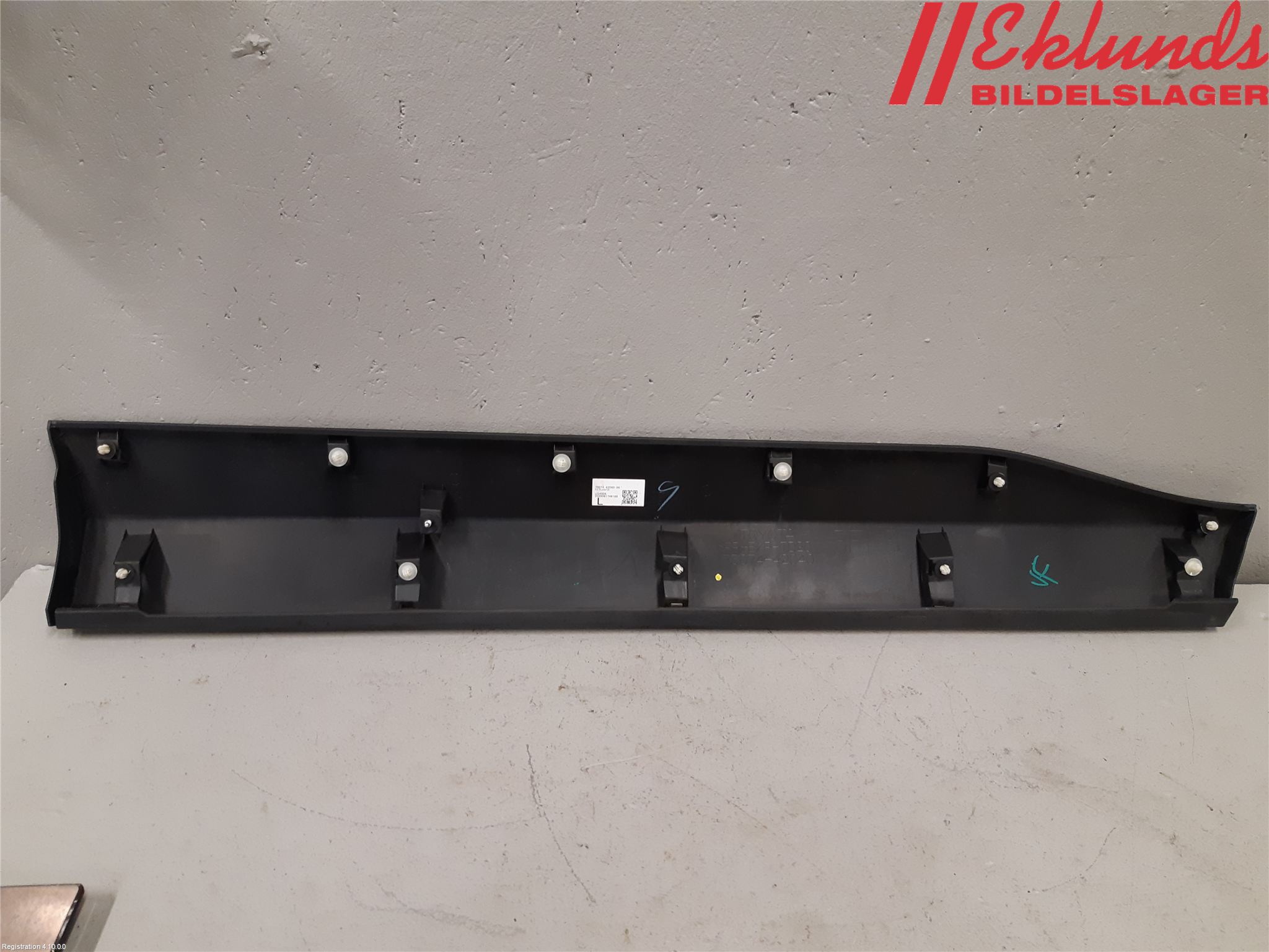 Toyota RAV4 19- Dörr Dekorlist Fram Vä