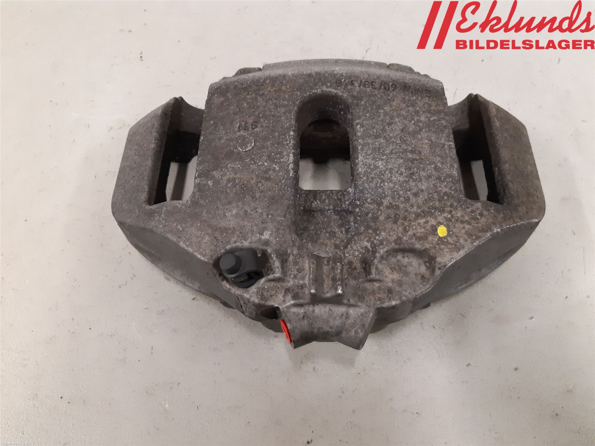 BMW 5 F10/F11/F18 09-17 Bromsok Fram Höger