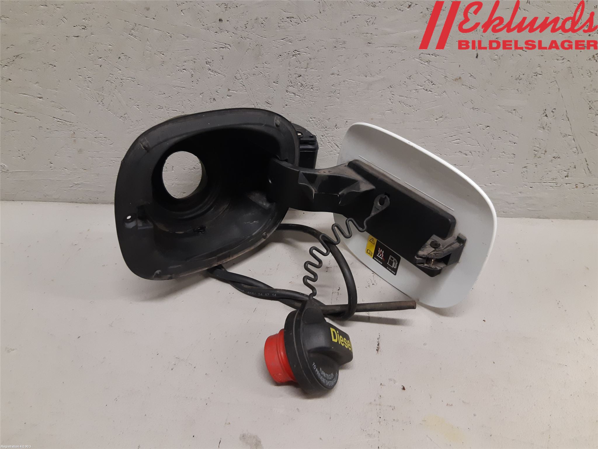 Volvo V60 14-18 Tanklucka