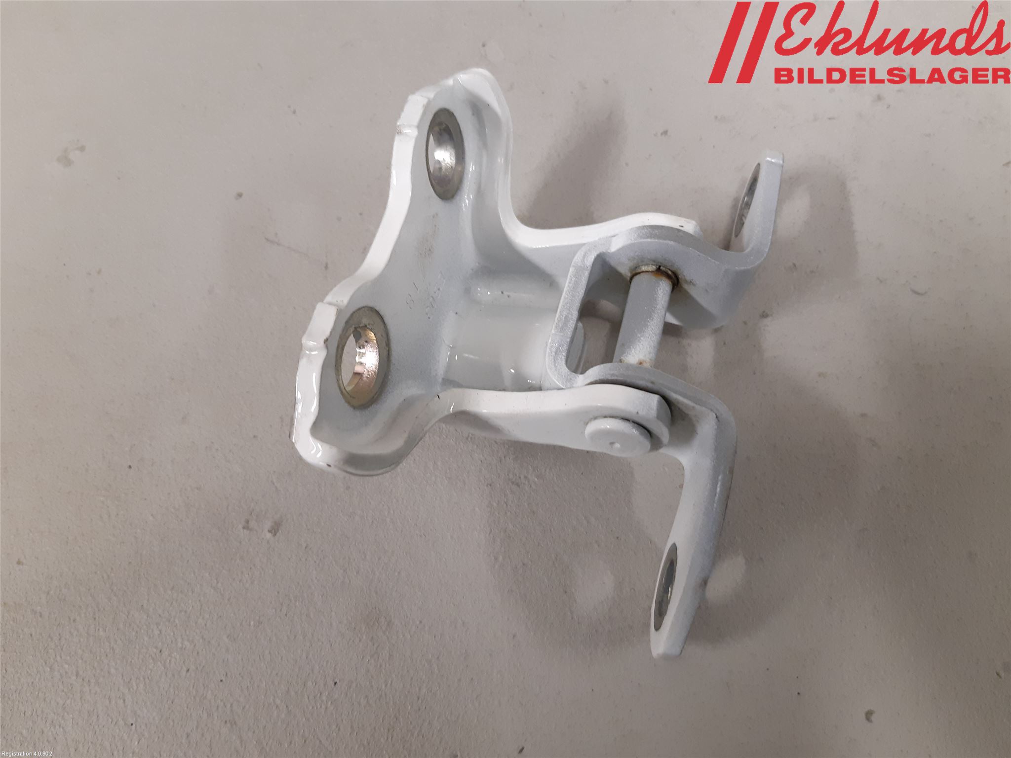 Toyota AURIS 13-19 Dörrgångjärn