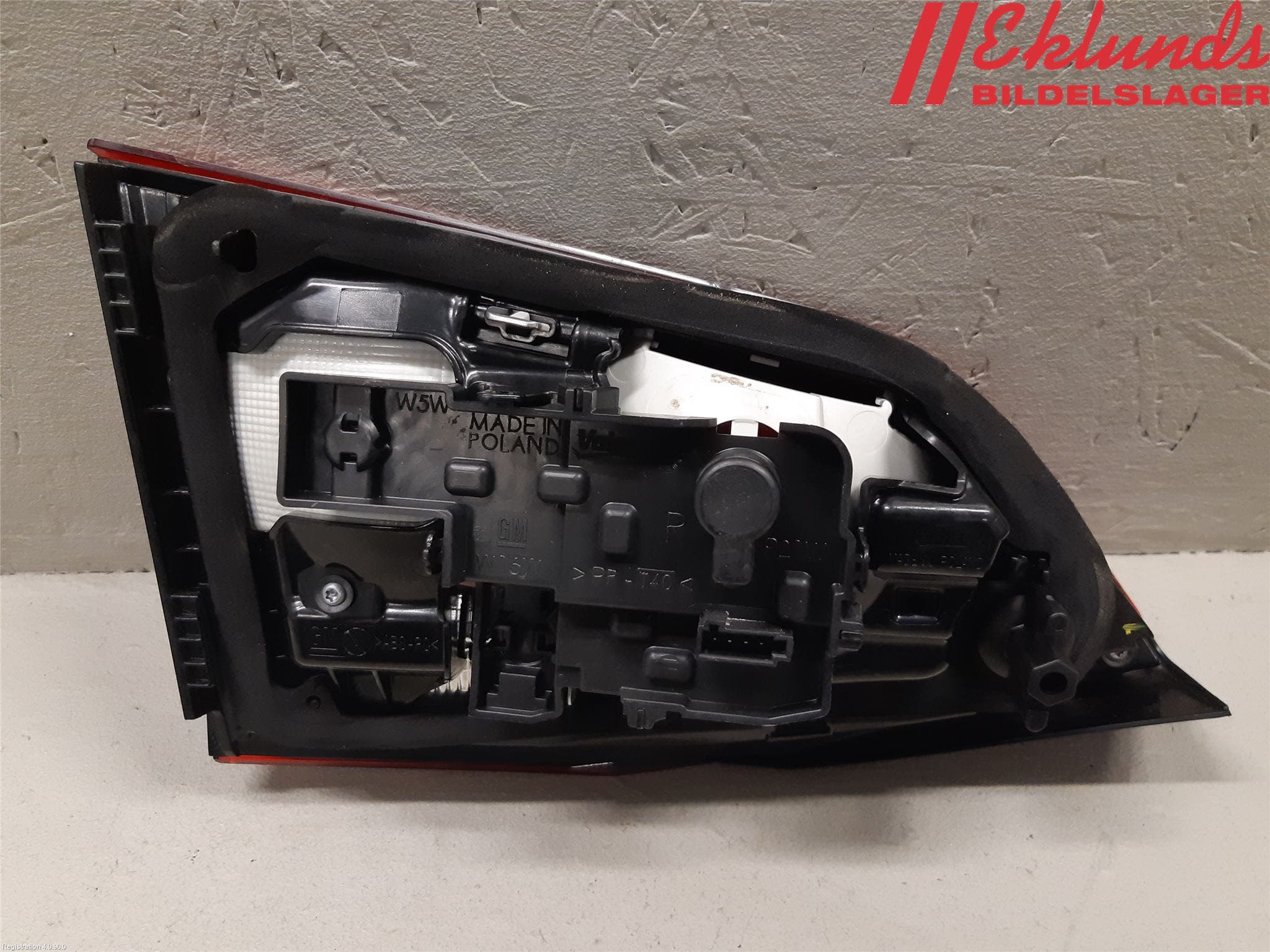 Opel ASTRA K 16-22 Bakljus Lucka Hö