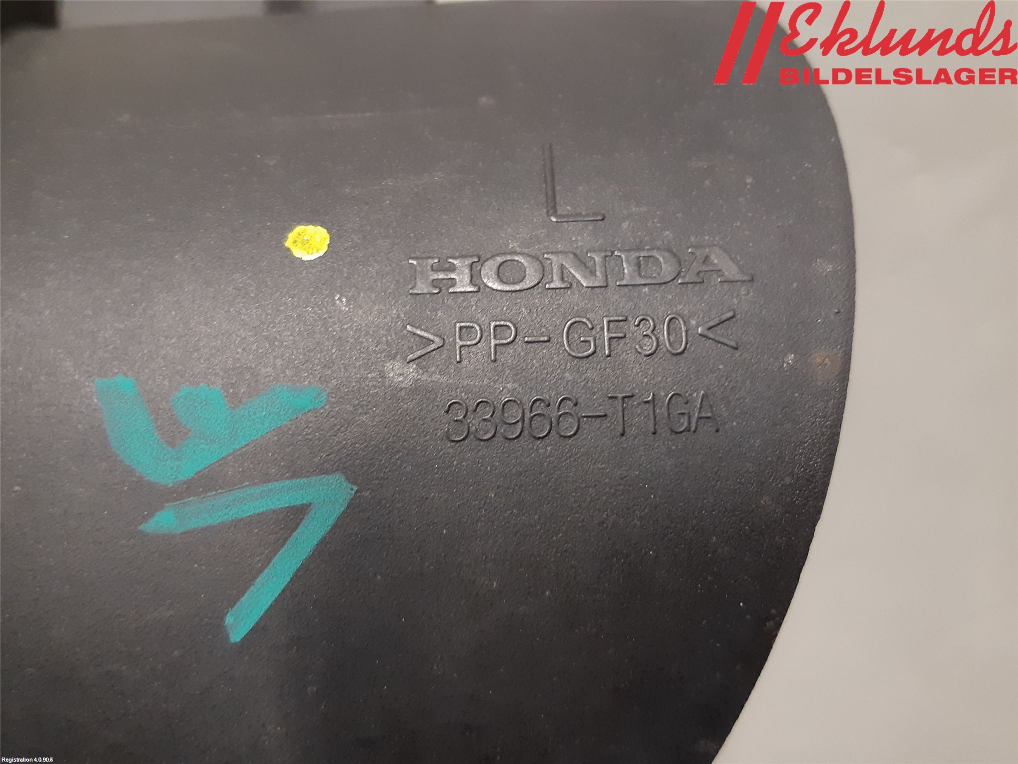 Honda CR-V 13-18 Dimljussarg Fram