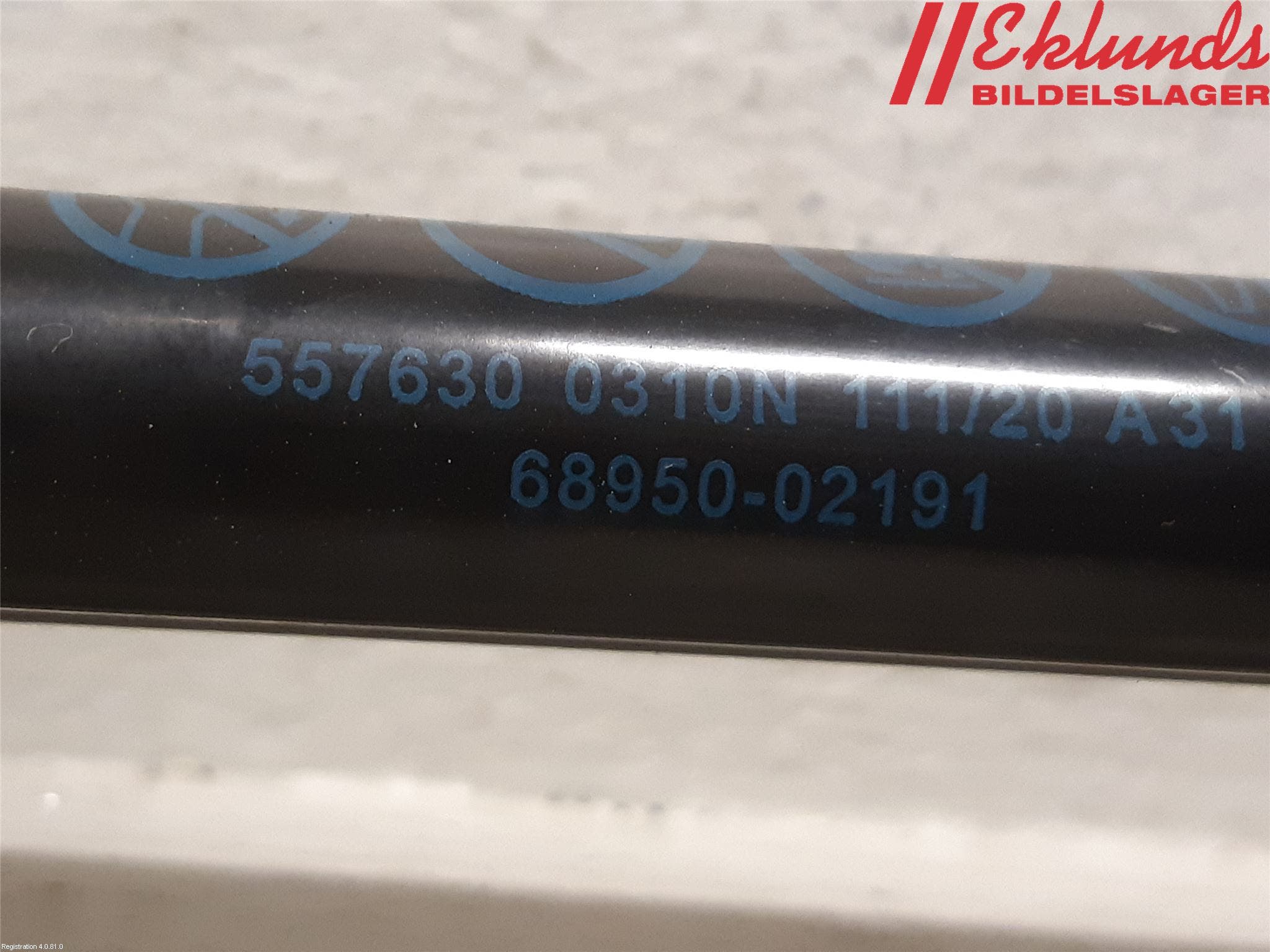 Toyota COROLLA 19- Gasfjäder Baklucka