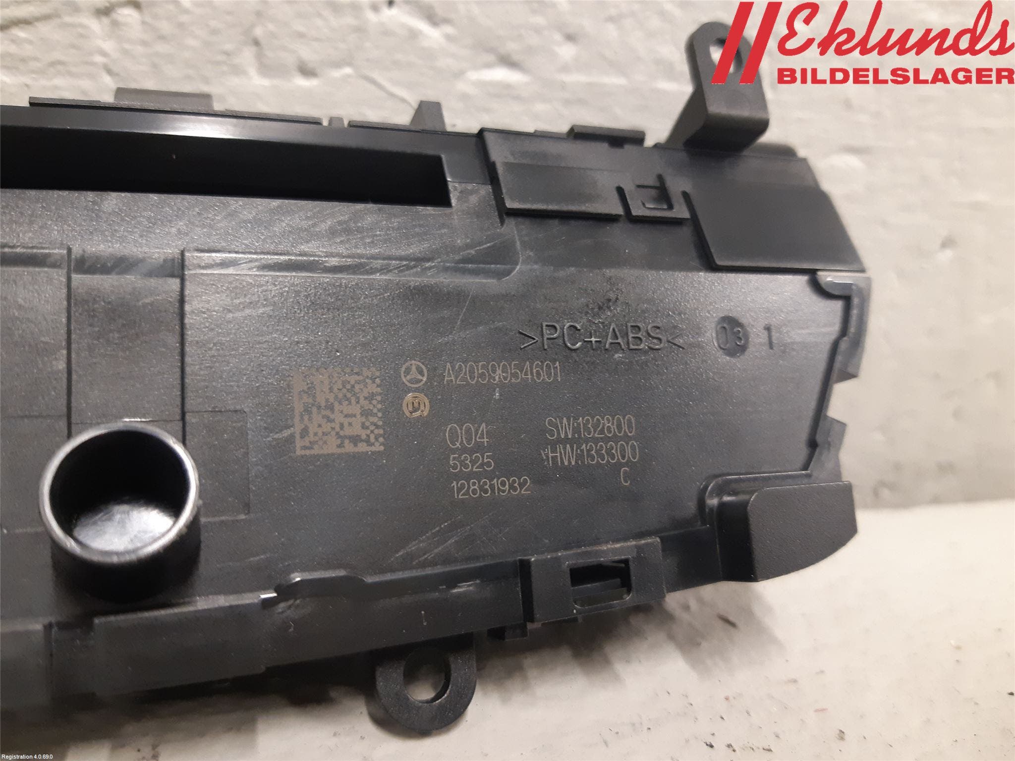 Mercedes-Benz MB C-KLASS (W205) 14-21 Cd Radio - Multimediapanel