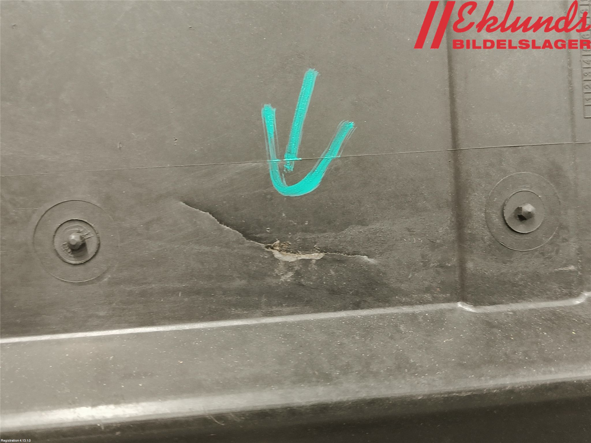 Volvo V70 05-08 Hasplåt Plåt-Plast