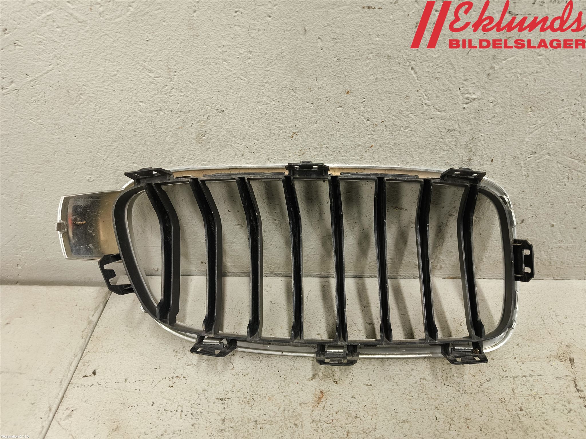 BMW 3 F30/F31/F80 12-19 Grilldel Mitt