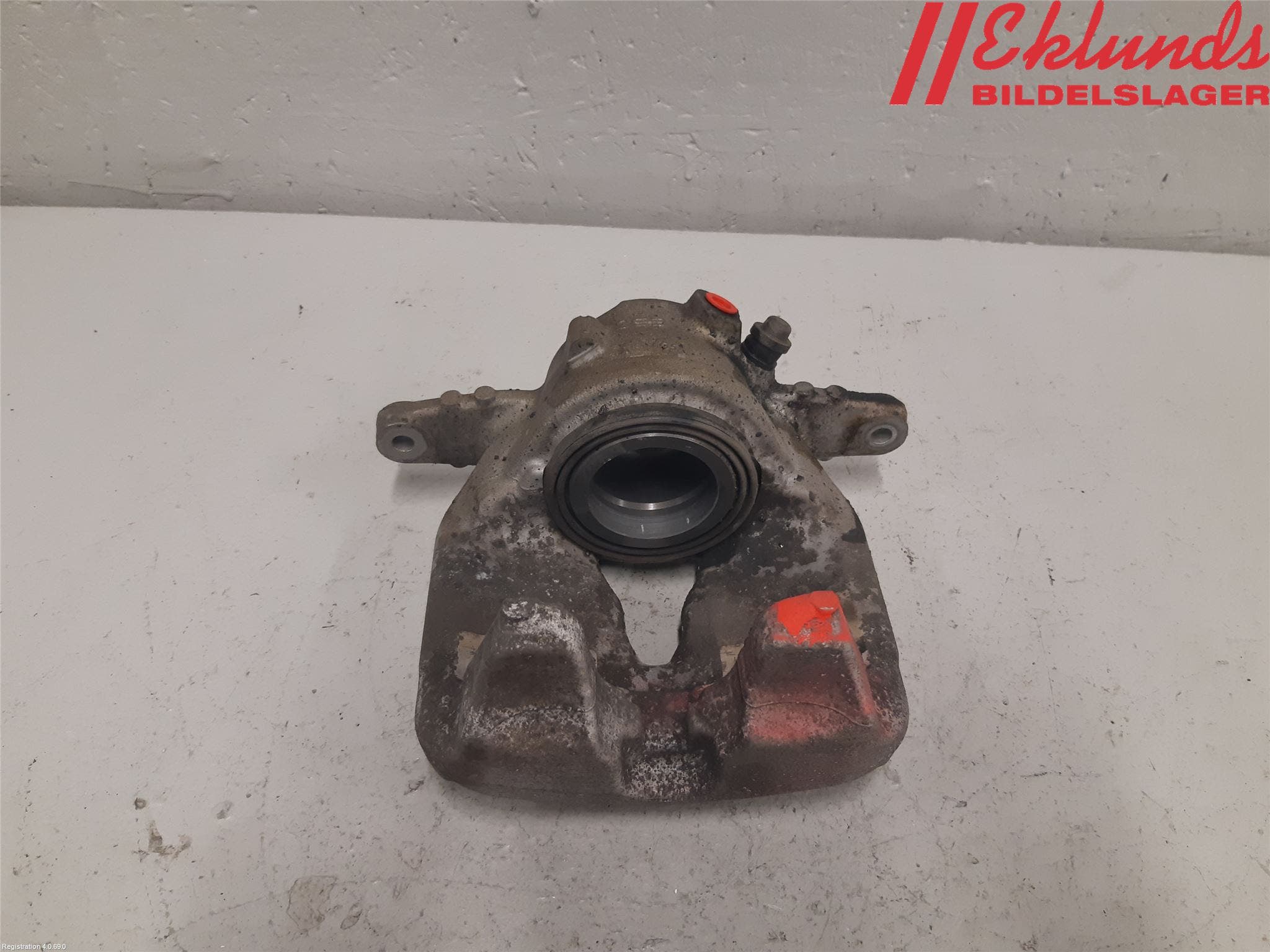 Mercedes-Benz MB C-KLASS (W205) 14-21 Bromsok Fram Vänster