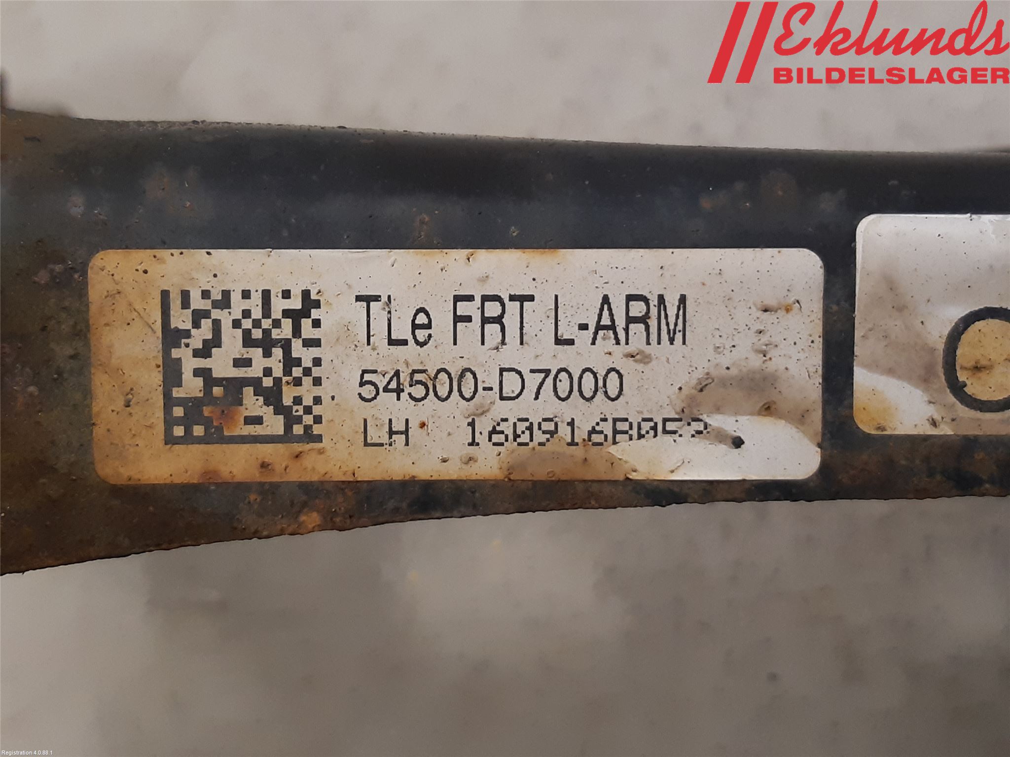 Hyundai TUCSON 05- Bärarm Fram Undre Vä