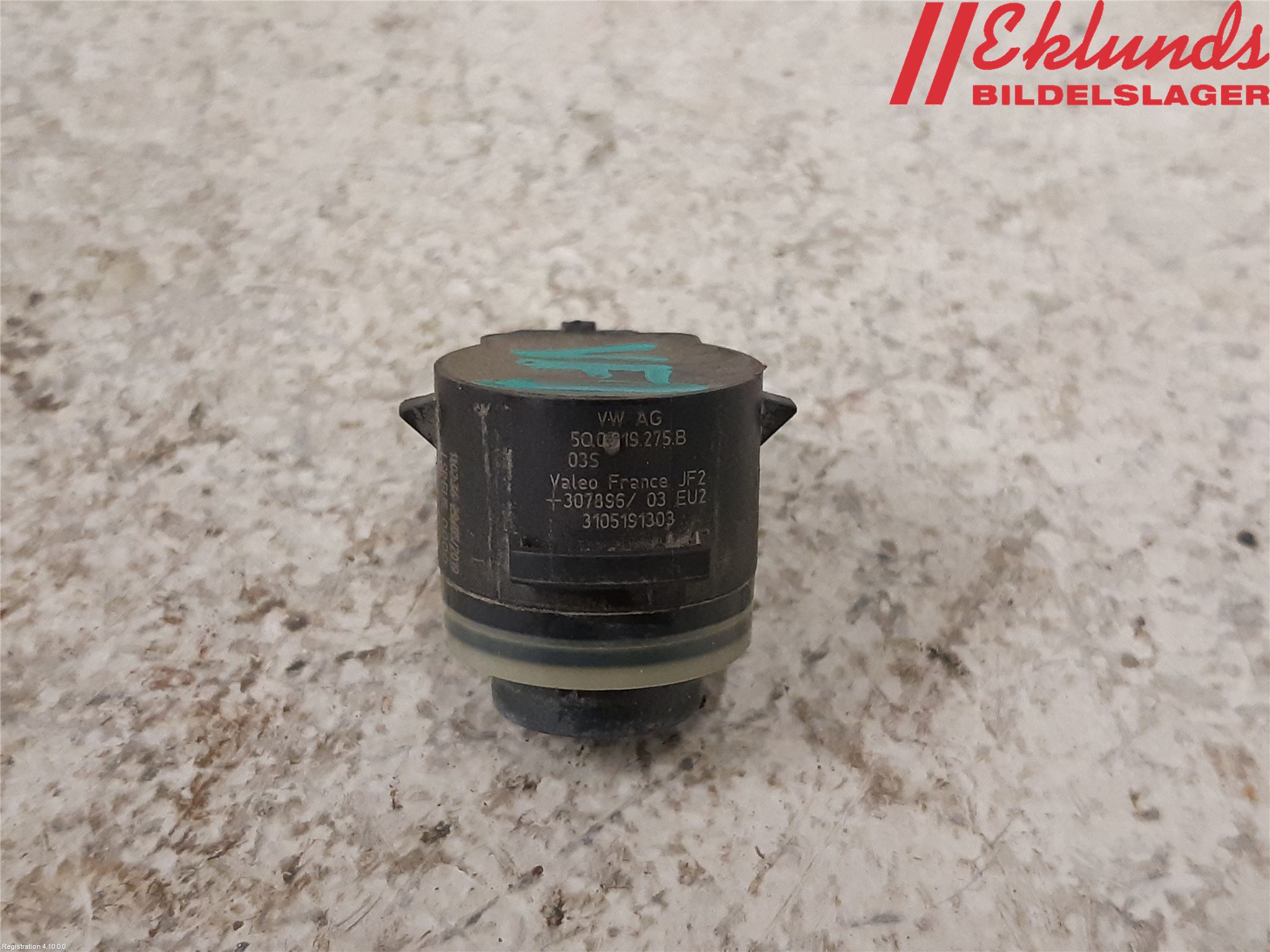 Skoda SUPERB 16-24 Parkeringshjälp Frontsensor