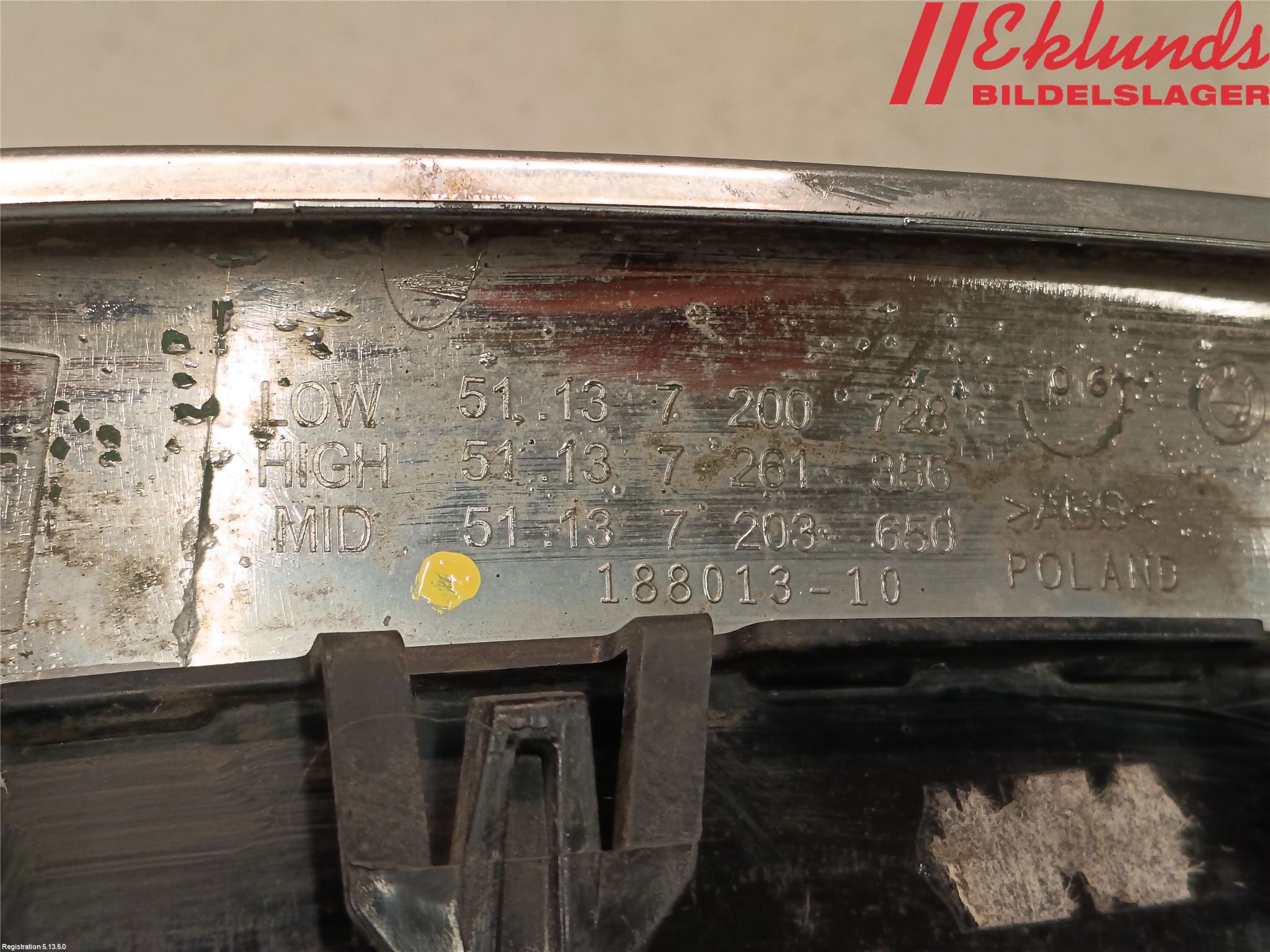 BMW 5 F10/F11/F18 09-17 Grilldel Höger